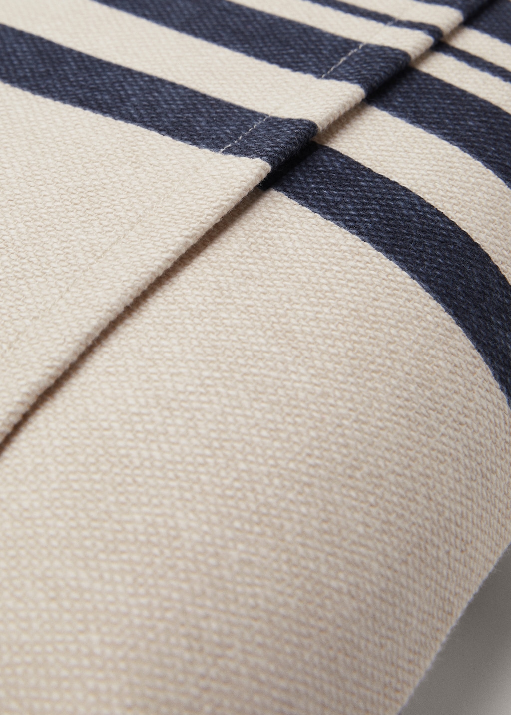 Striped cushion cover 45x45cm - Details of the article 4