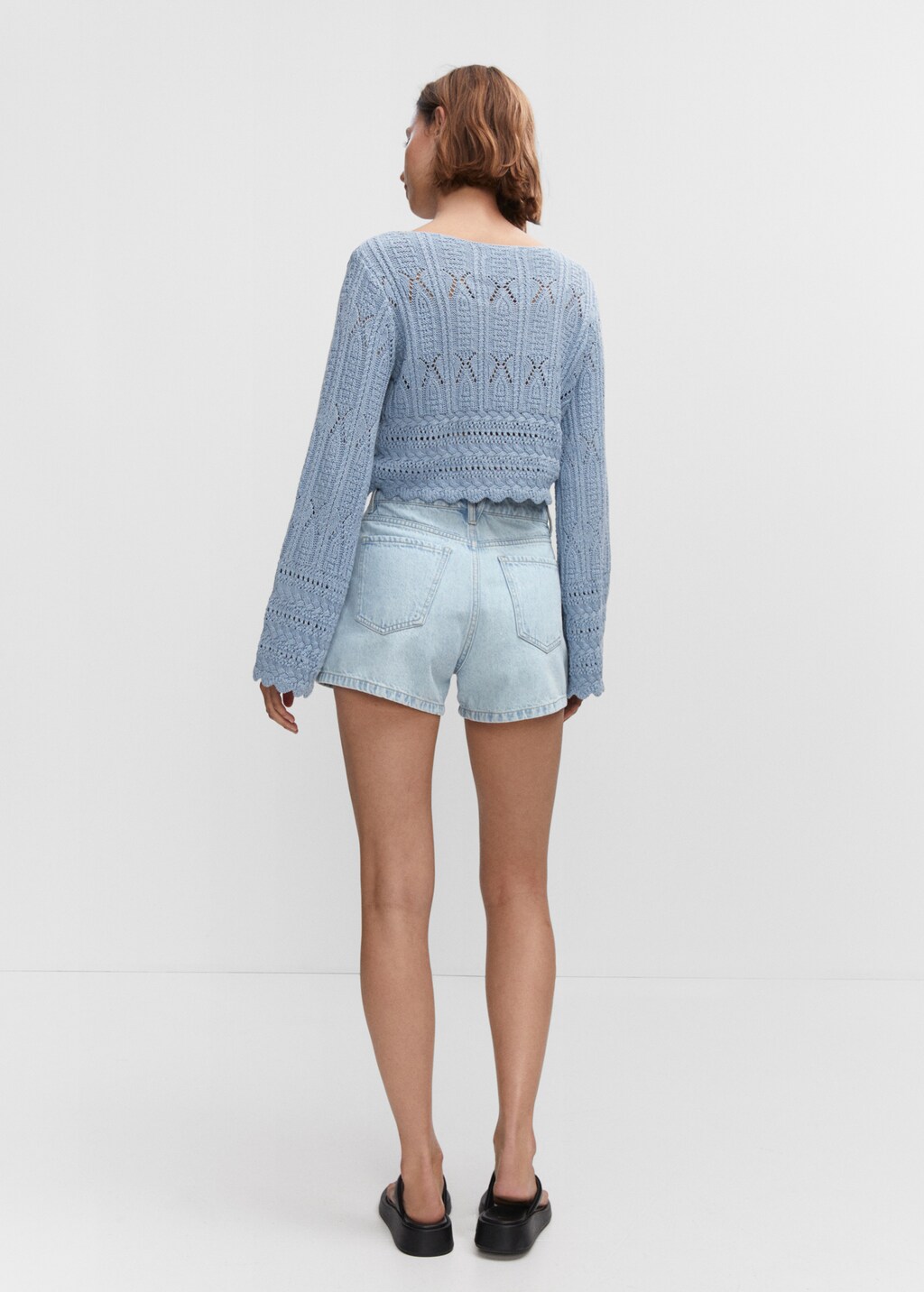 Denim shorts met knopen - Achterkant van het artikel