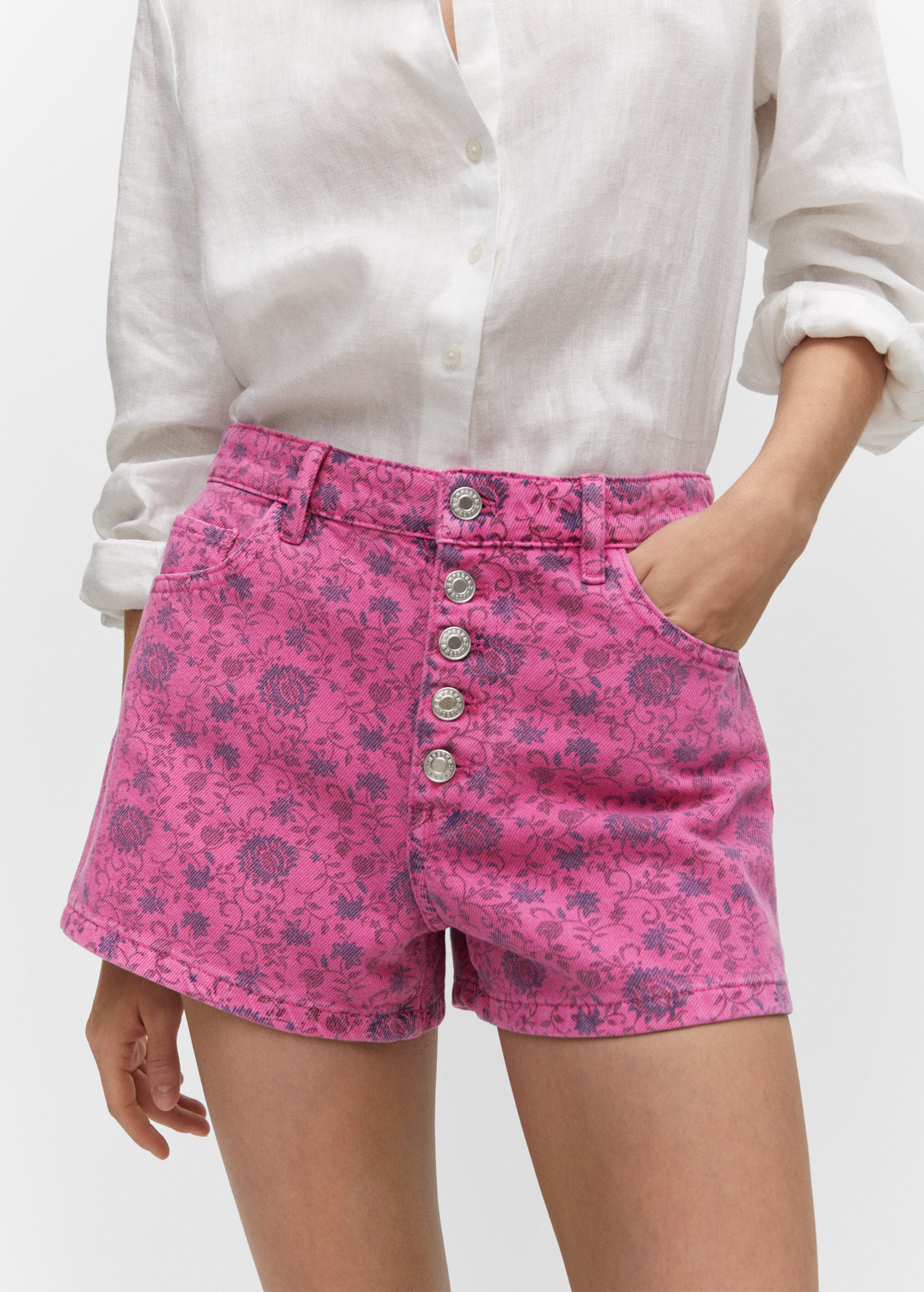 Printed denim shorts - Details of the article 6
