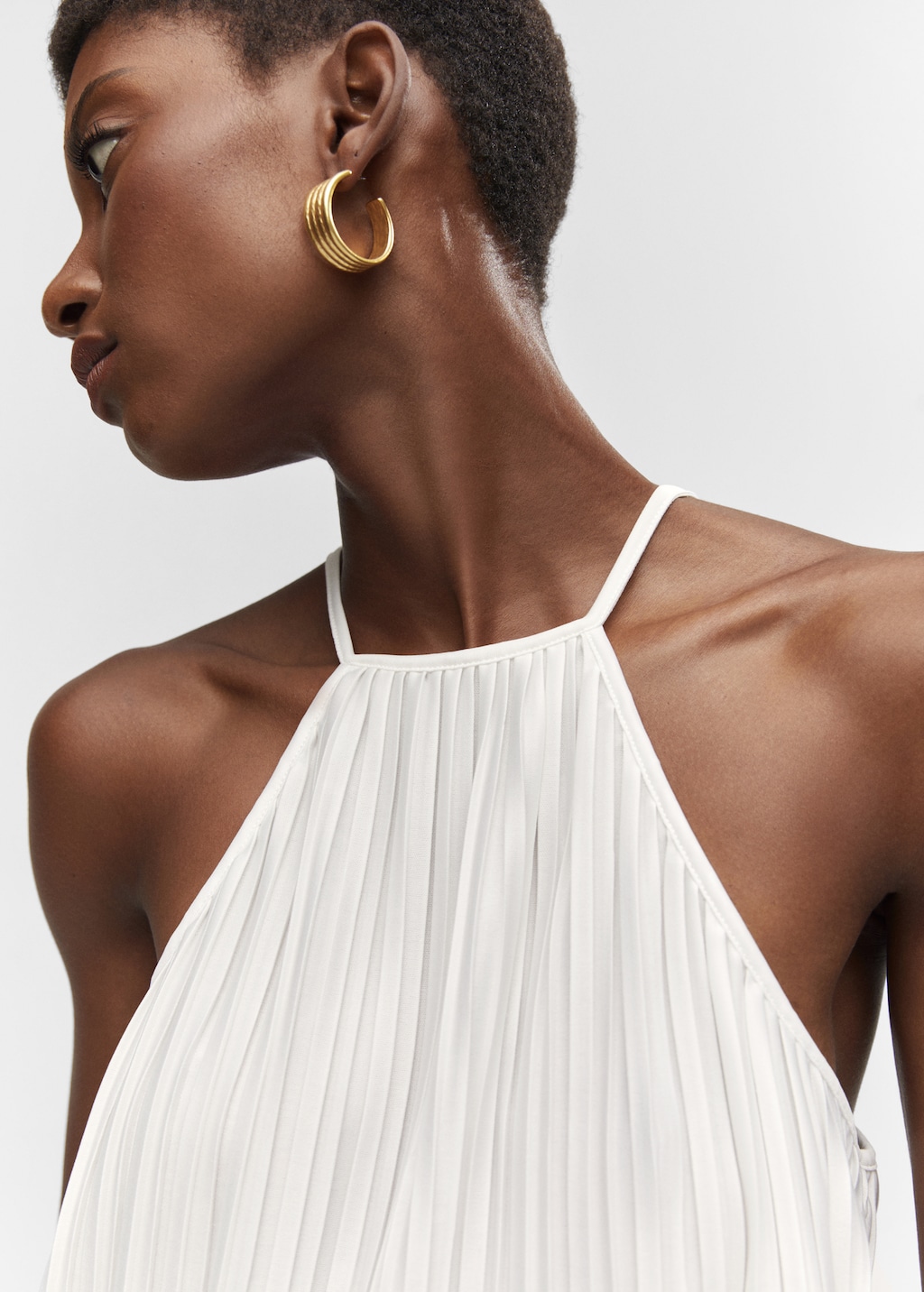 Halter-neck pleated top - Details of the article 1