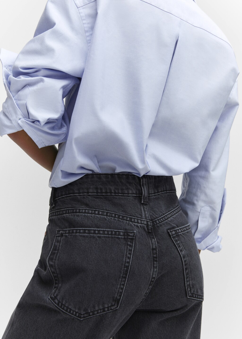 Straight-fit cropped jeans - Details of the article 6