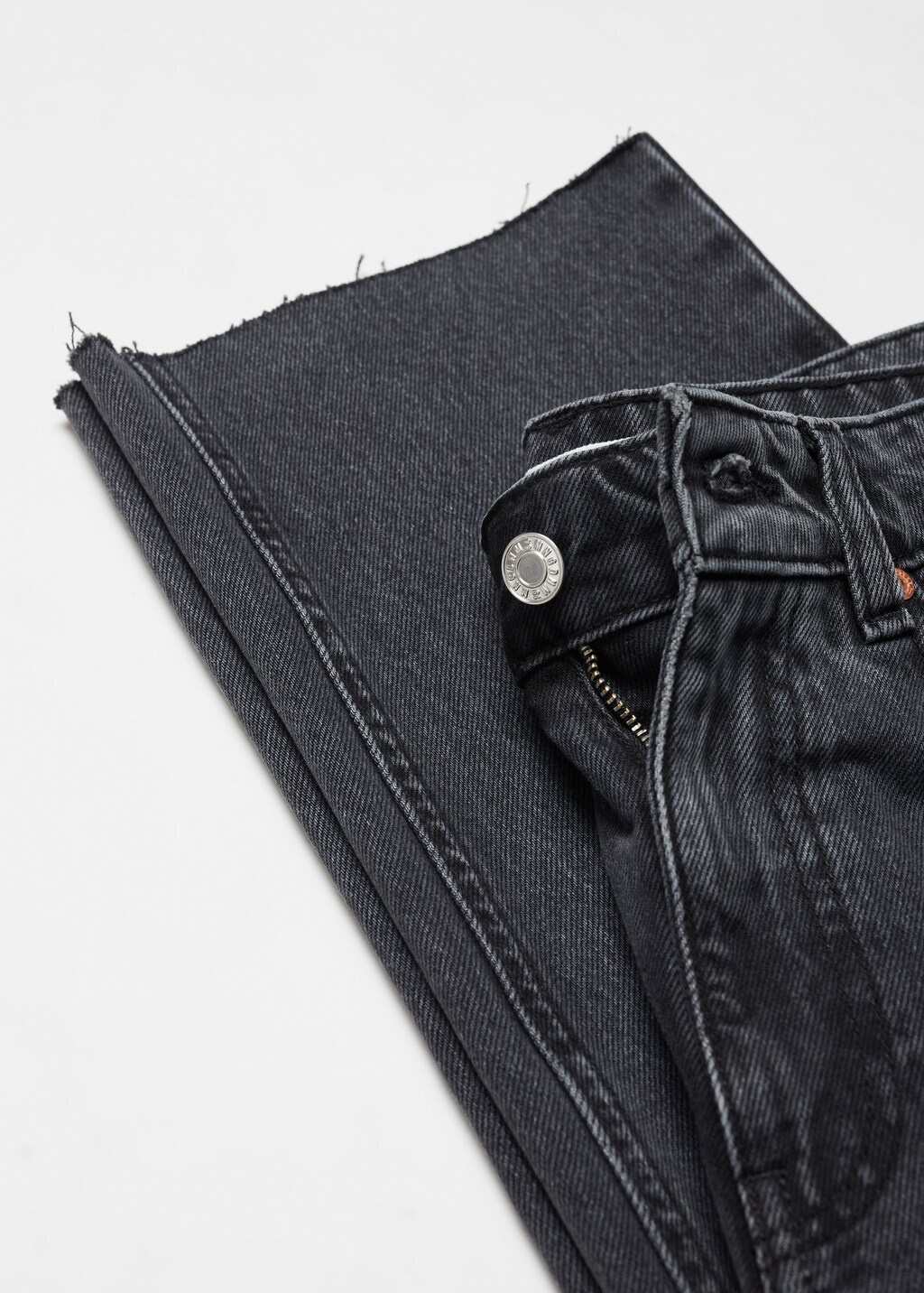 Straight-fit cropped jeans - Details of the article 8