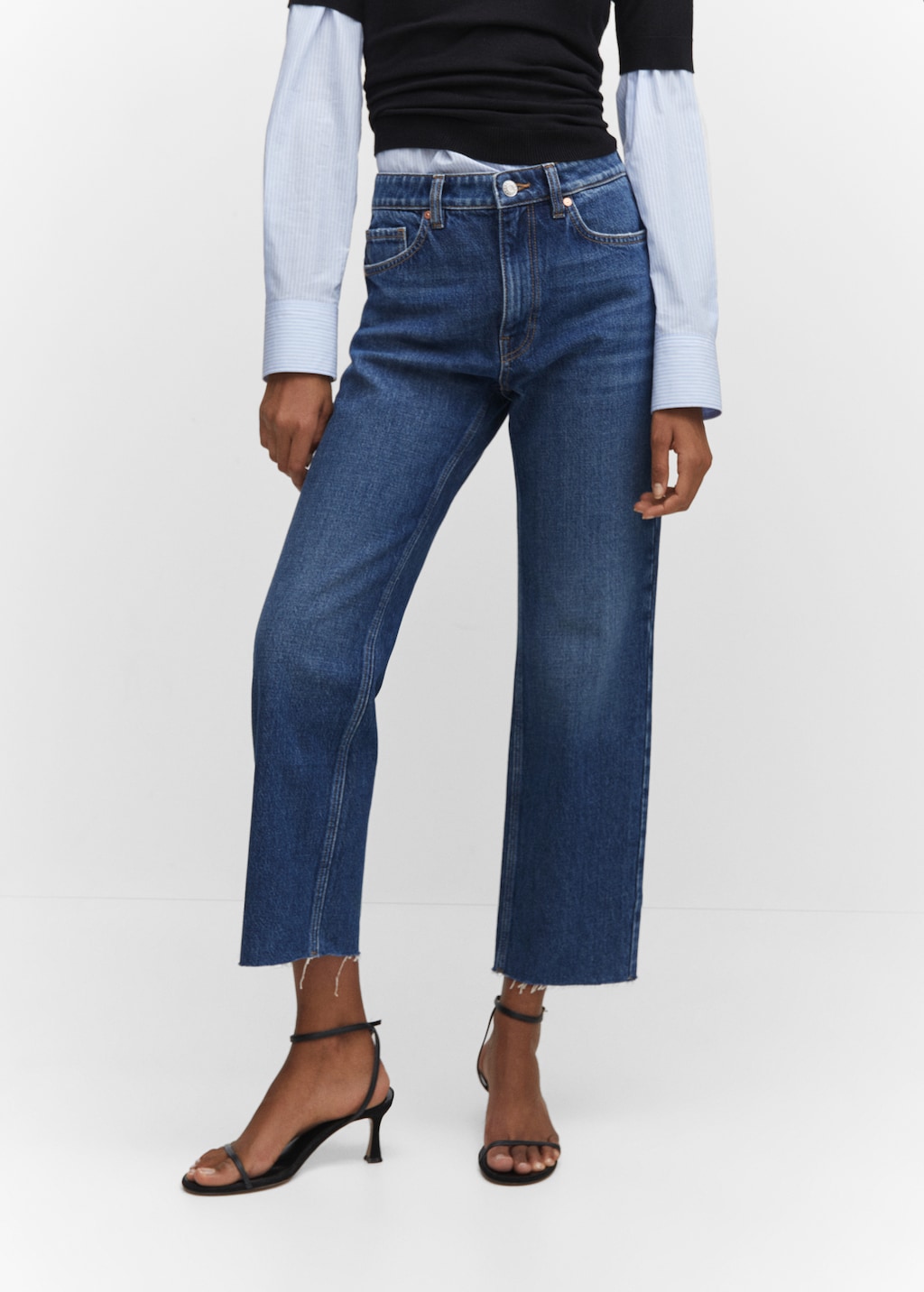 Jeans rectos crop - Plano medio