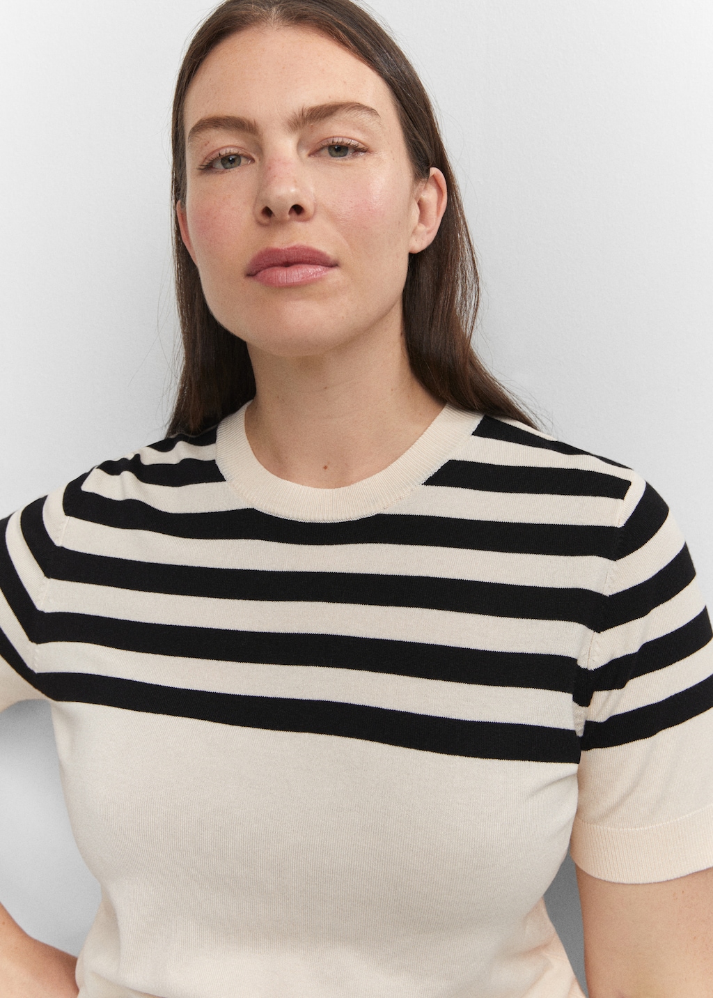 Striped short-sleeved sweater - Details of the article 4