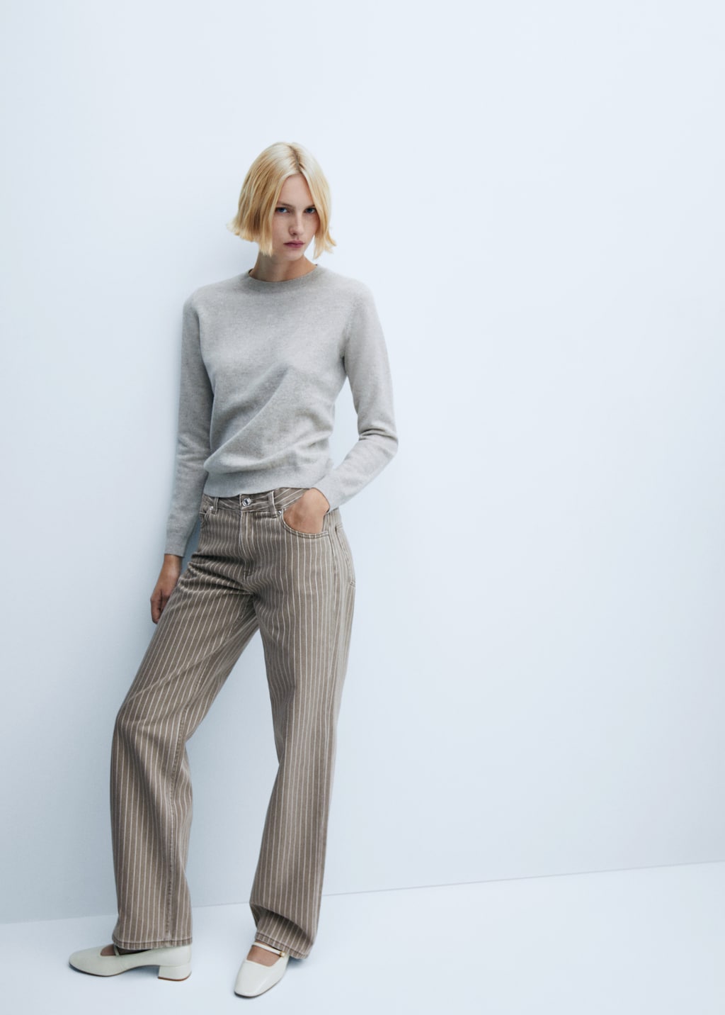 Wideleg pinstriped jeans - Details of the article 2