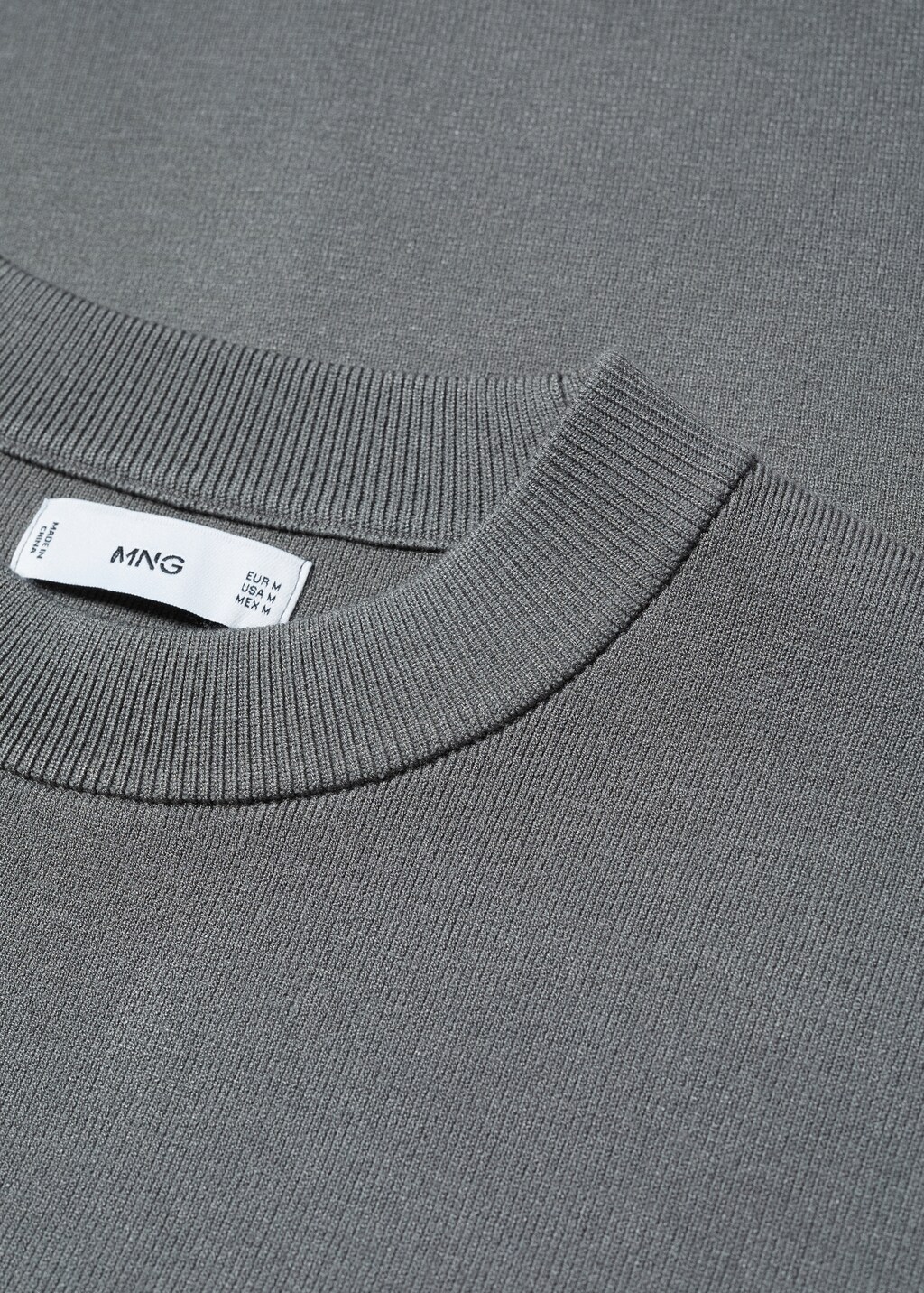 Pearlized knitted sweater regular fit - Details of the article 8