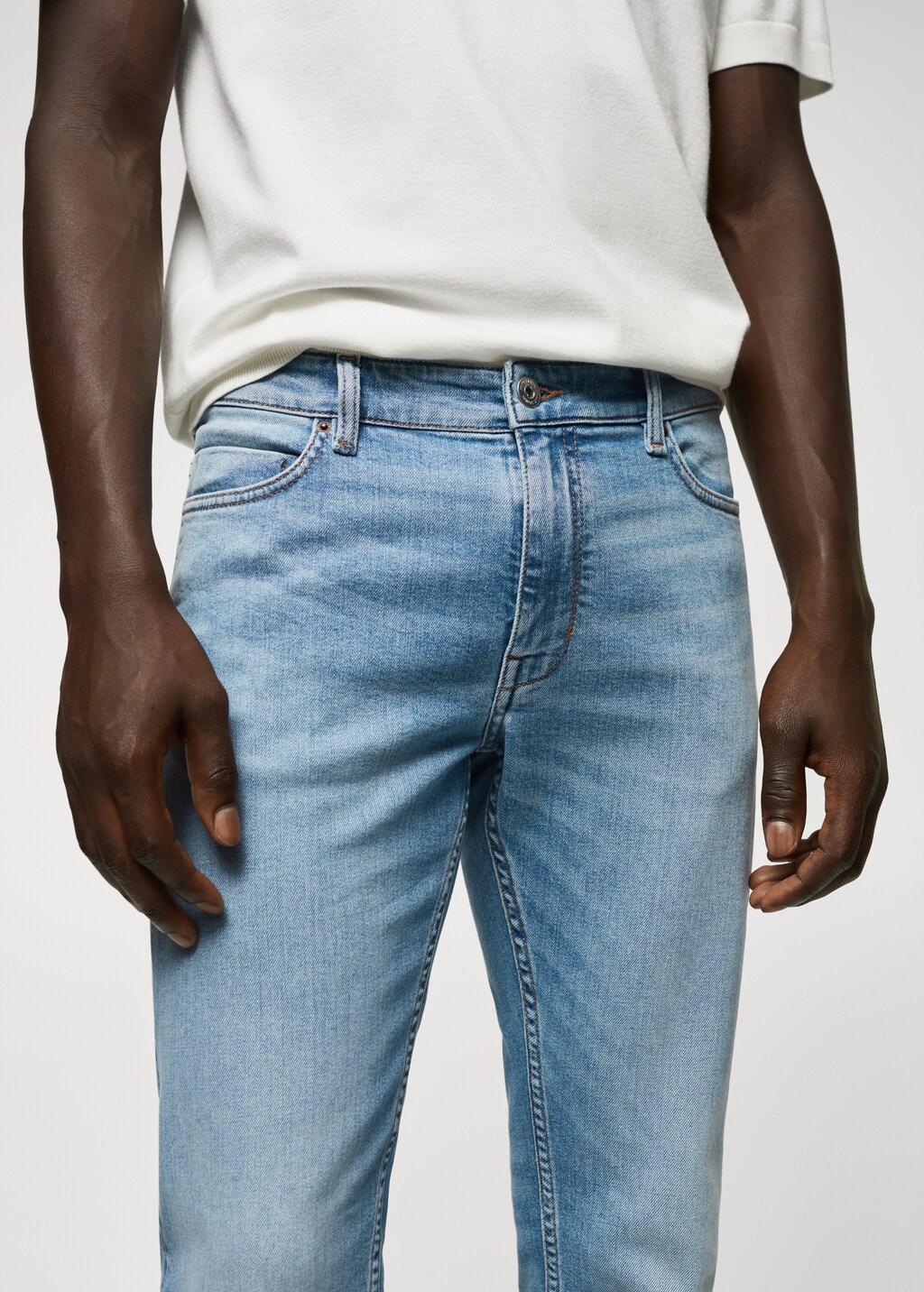 Tom tapered cropped jeans - Details of the article 1