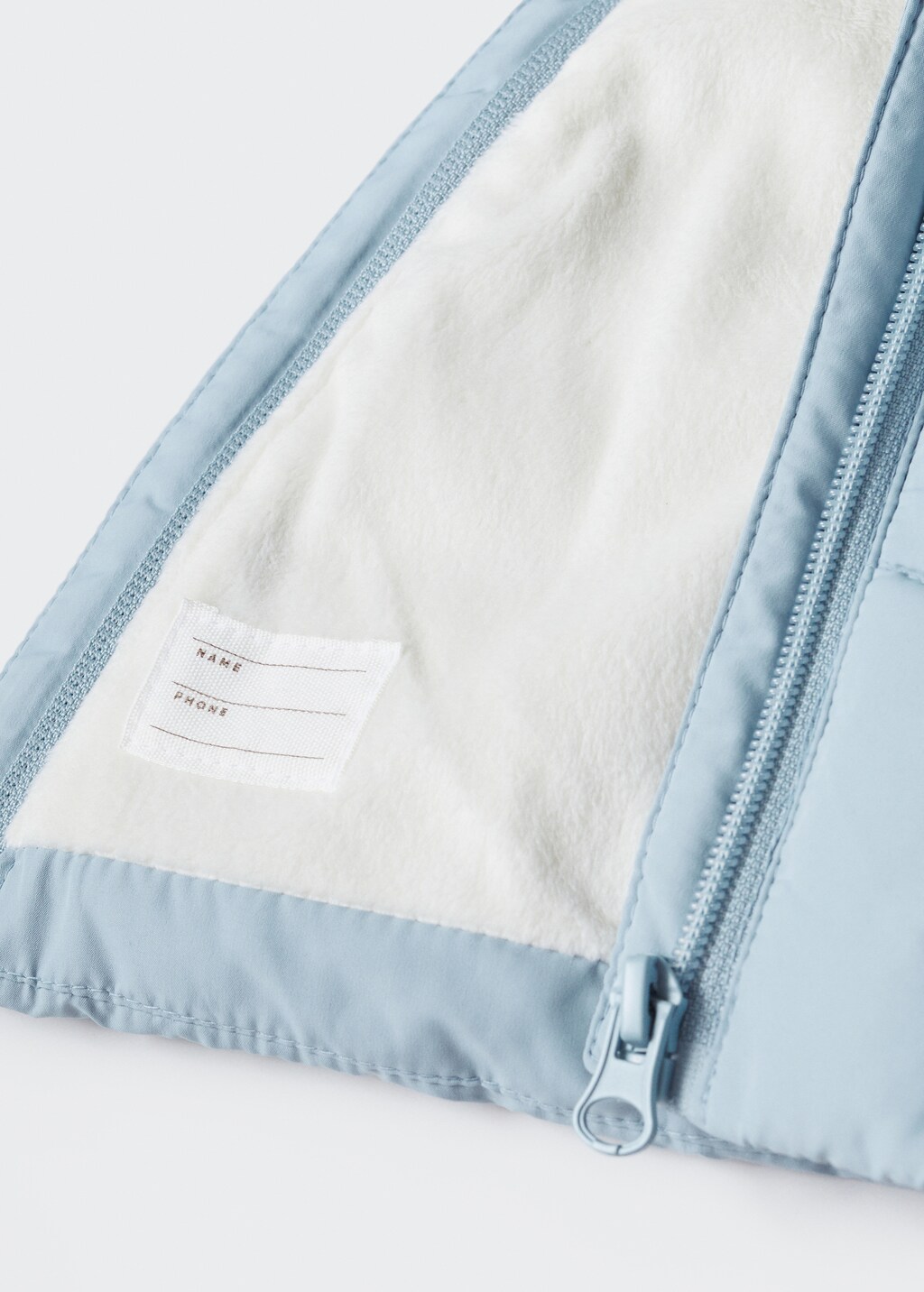 Hood quilted coat - Details of the article 0