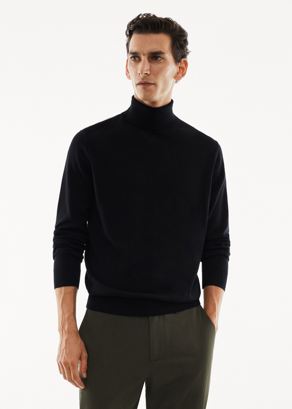 100% merino wool turtleneck sweater - Medium plane