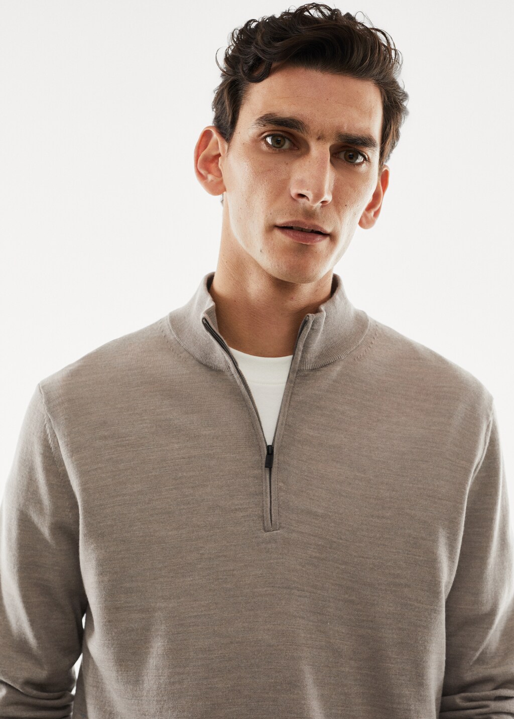 100% merino wool sweater with zip collar - Details of the article 1