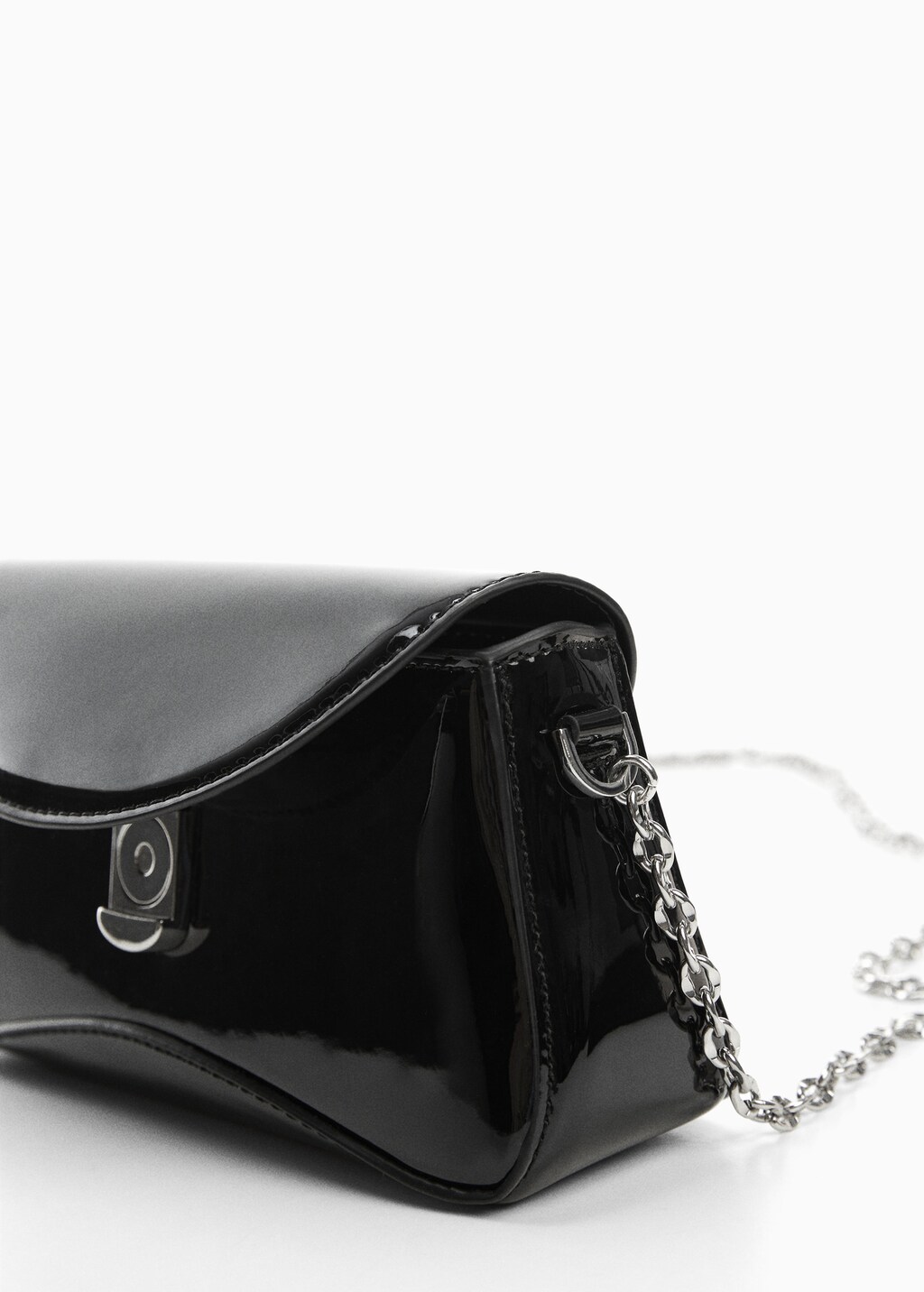 Patent leather chain handbag - Details of the article 1