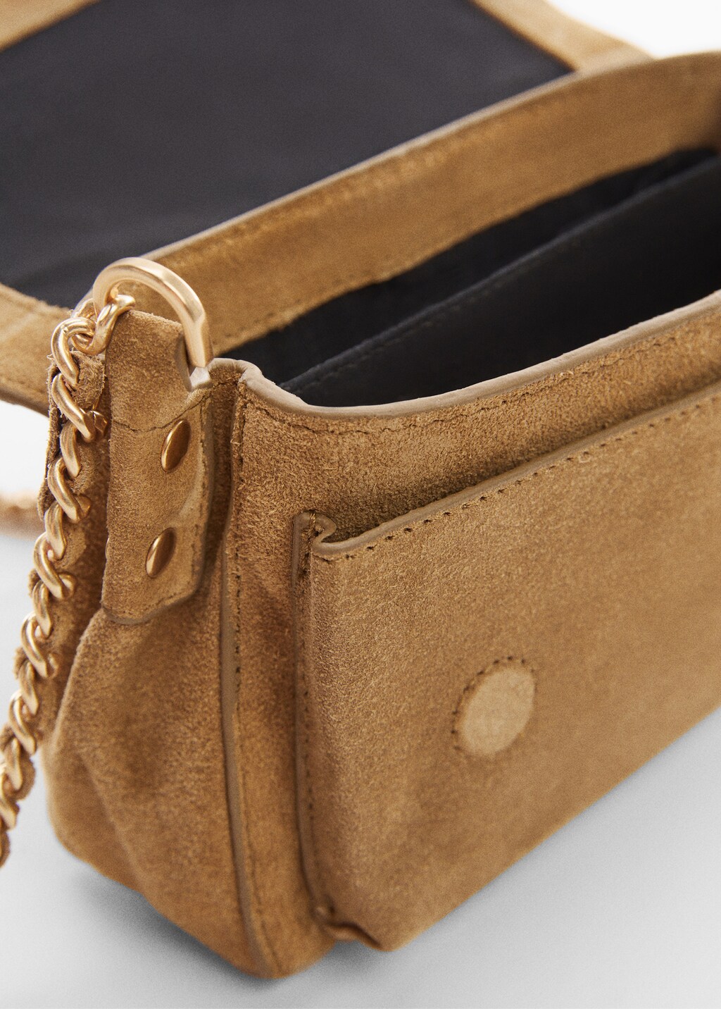 Flap leather bag - Details of the article 2