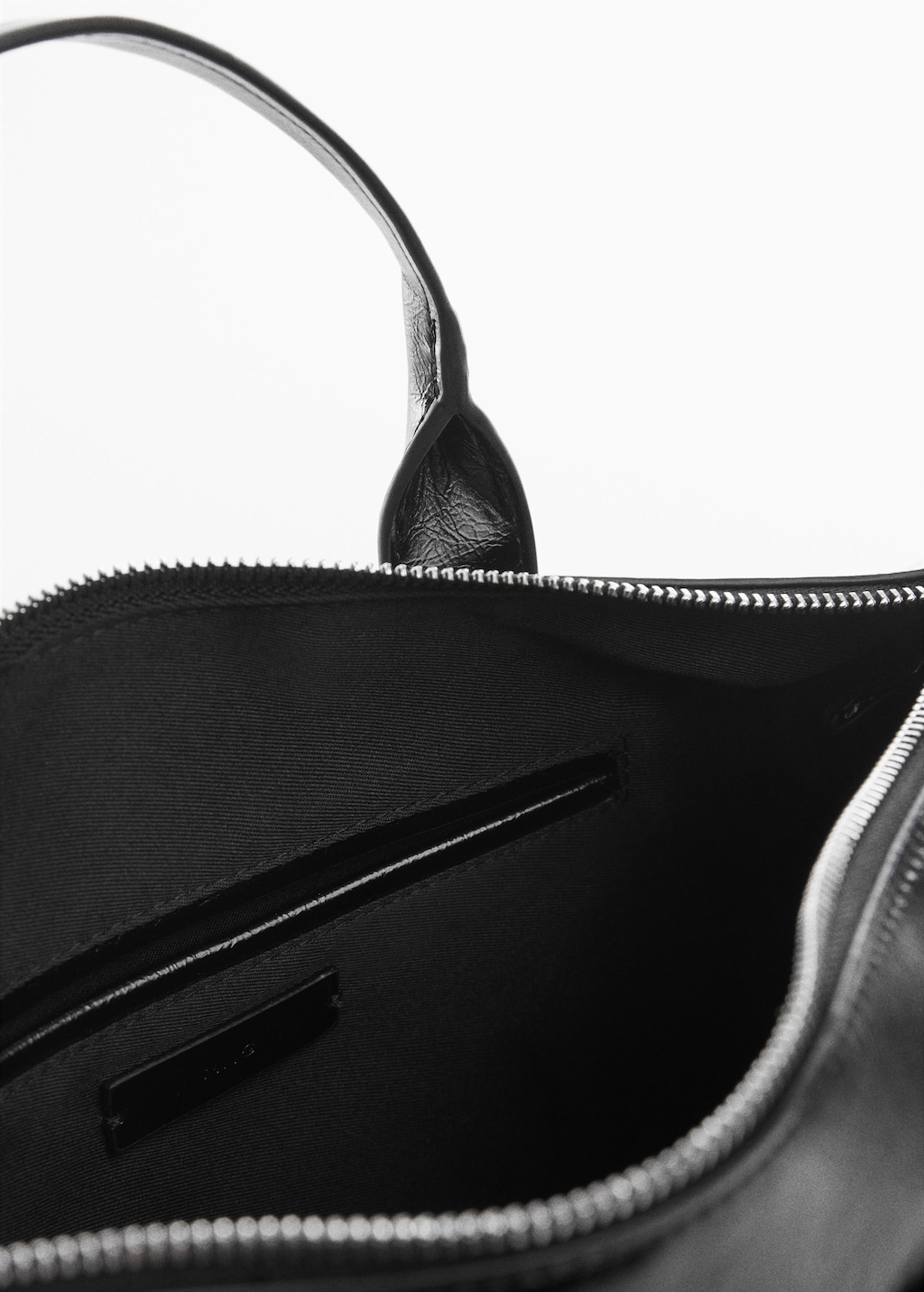 Bag with double handle and buckle - Details of the article 4