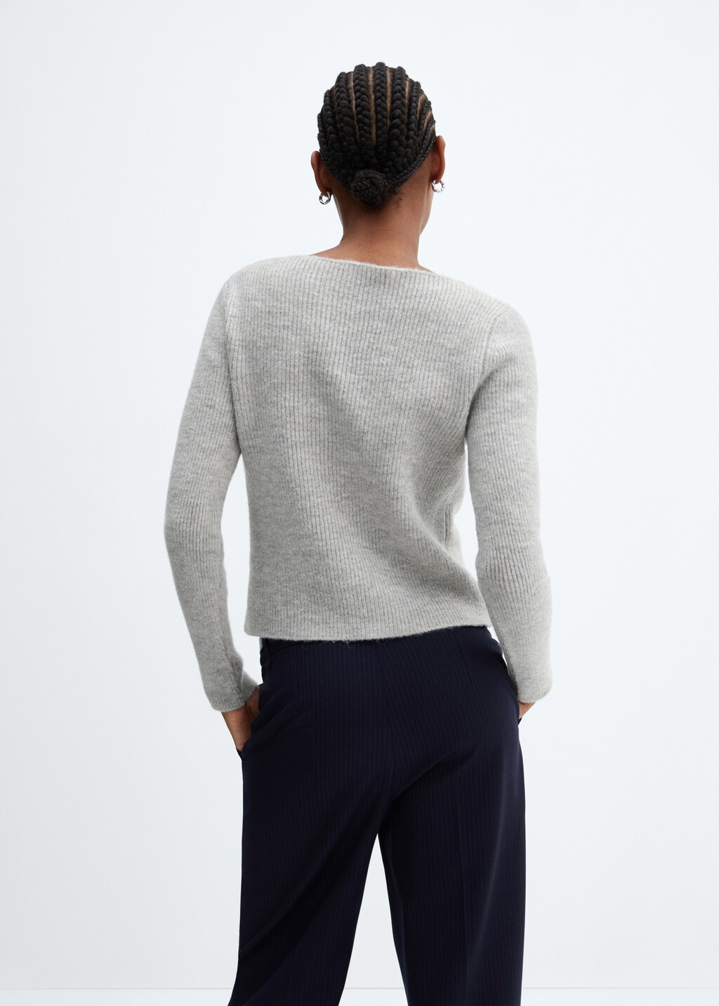 Boat-neck knitted sweater - Reverse of the article