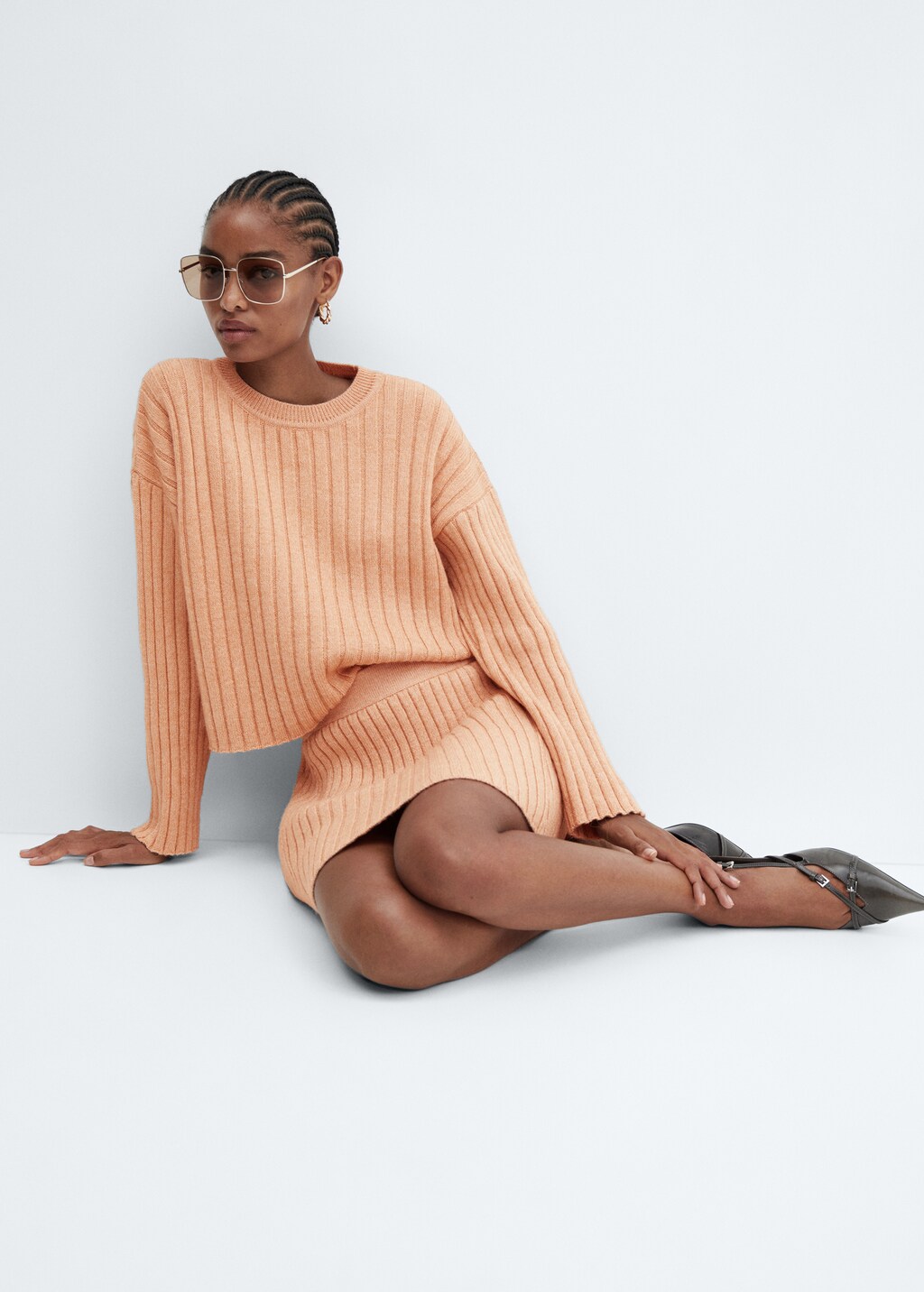 Ribbed round-neck sweater  - Details of the article 2