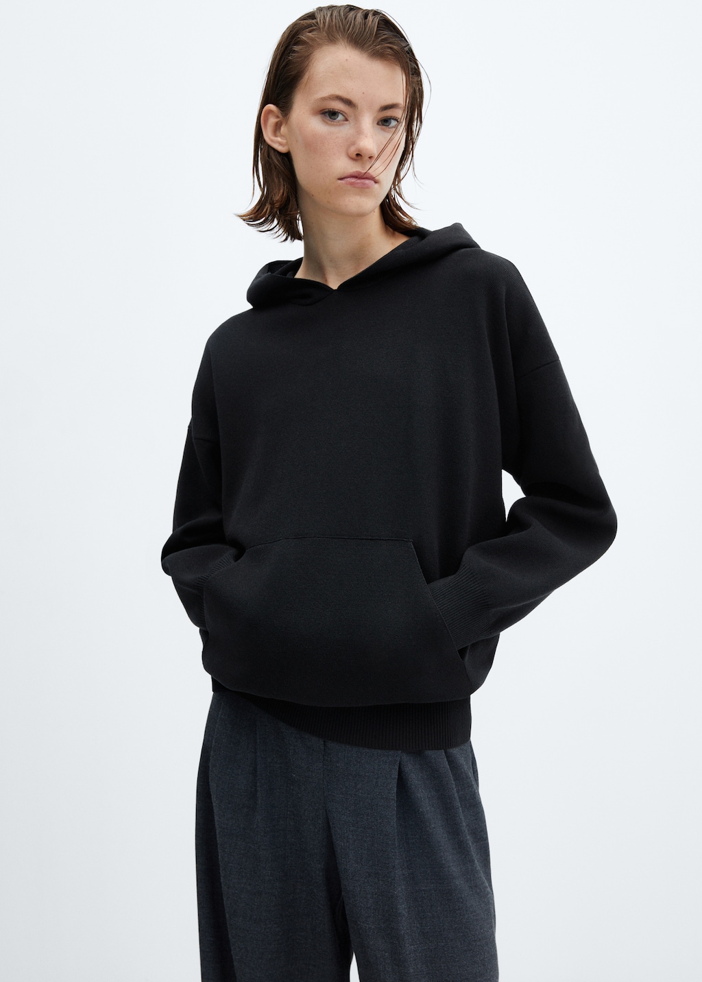 Hooded sweatshirt with front pocket - Medium plane