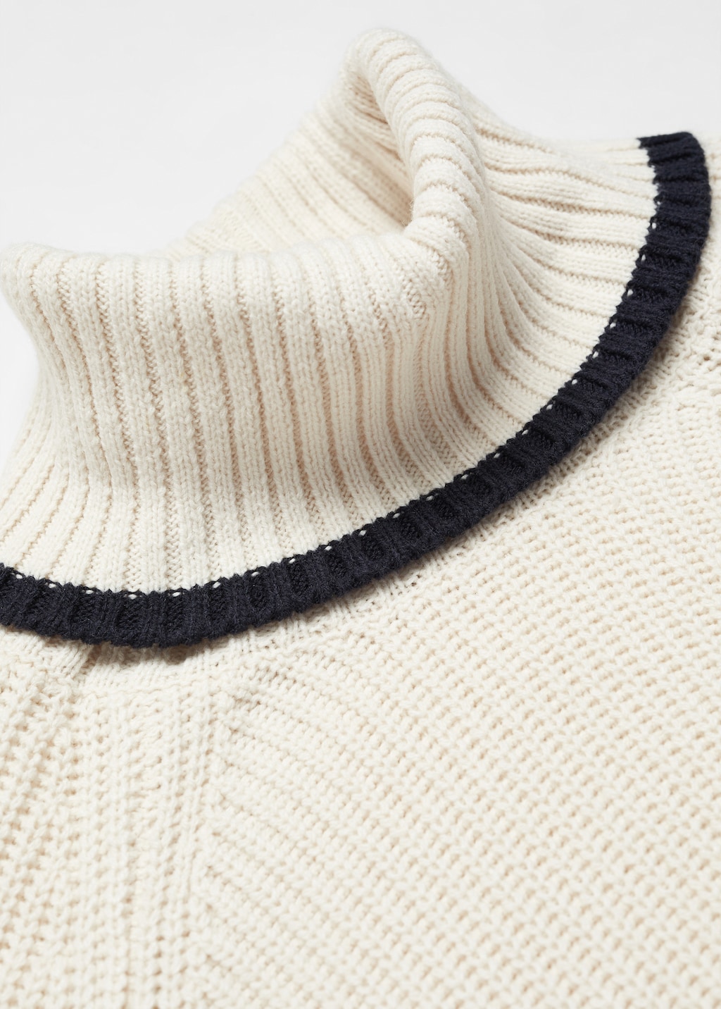 Striped turtleneck sweater - Details of the article 8