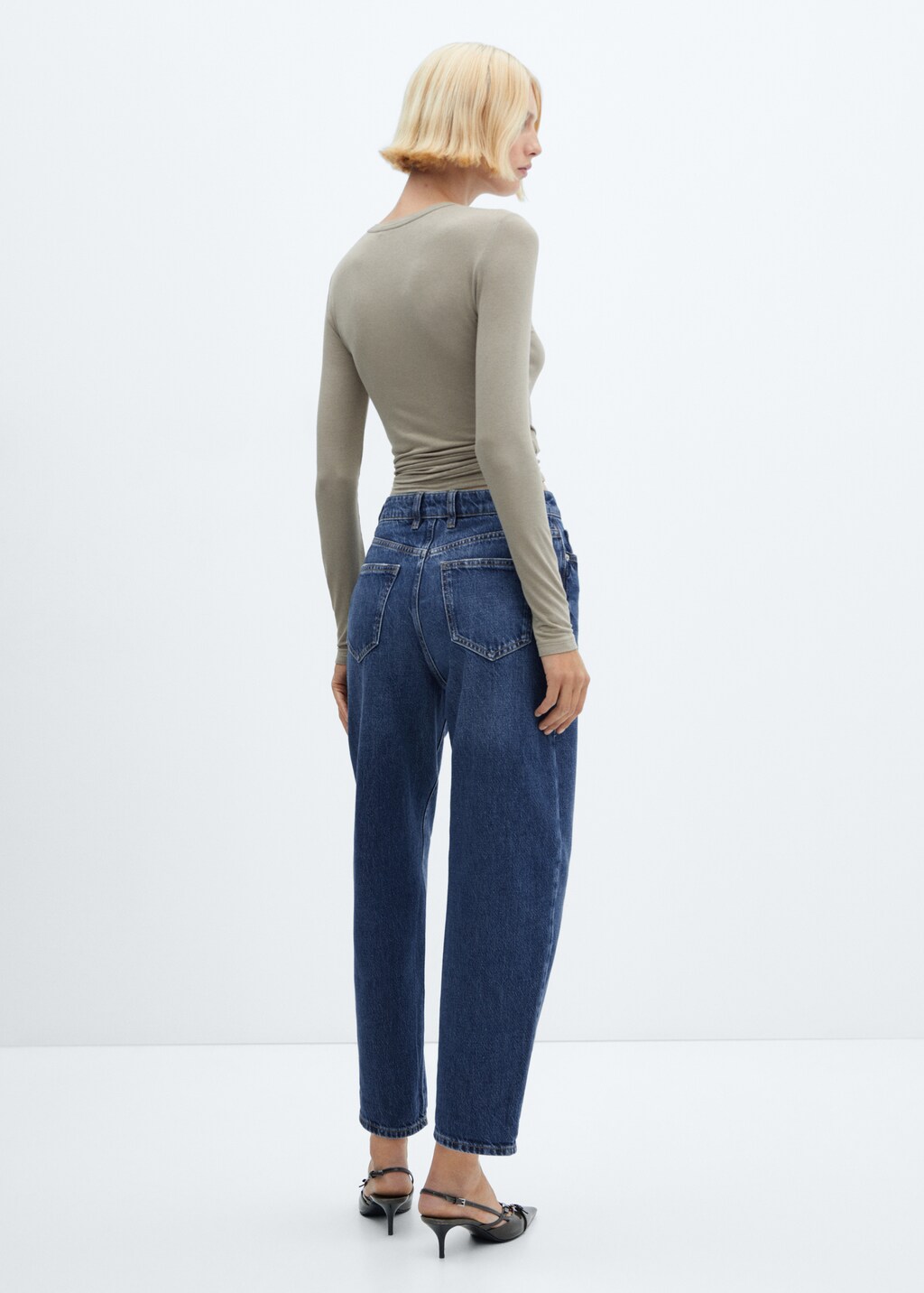 Jeans slouchy tiro alto - Reverso del artículo