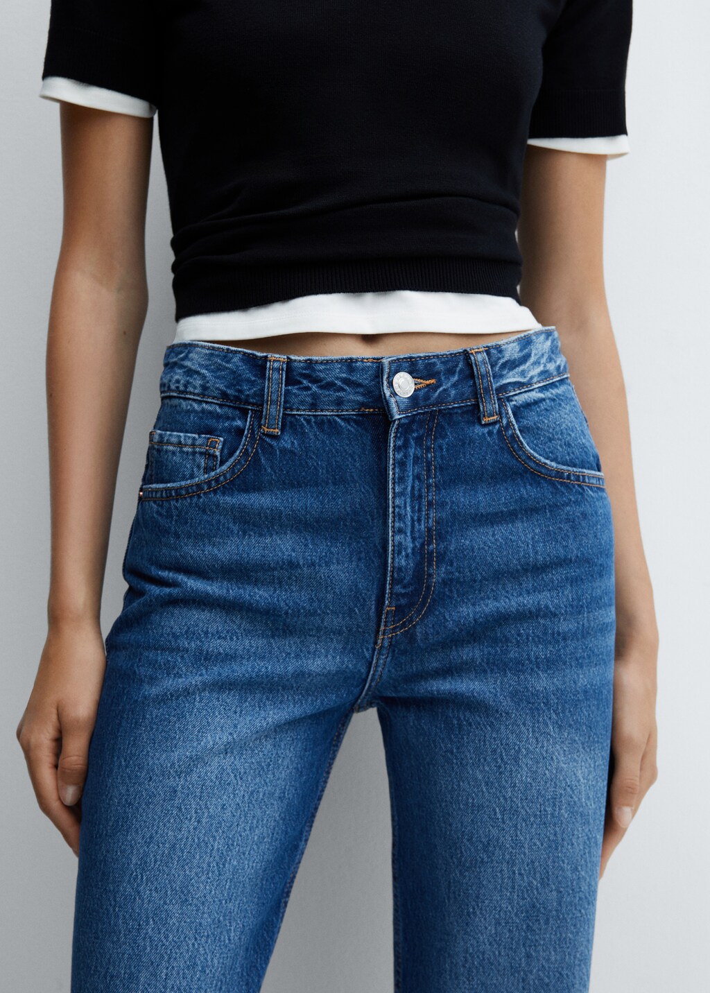 Wideleg mid-rise jeans - Details of the article 2