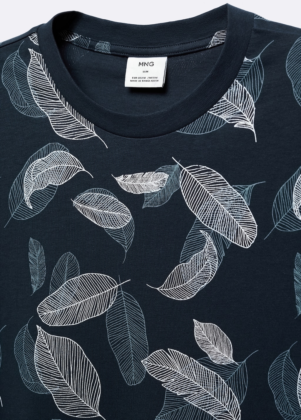 Leaf-print cotton T-shirt - Details of the article 8