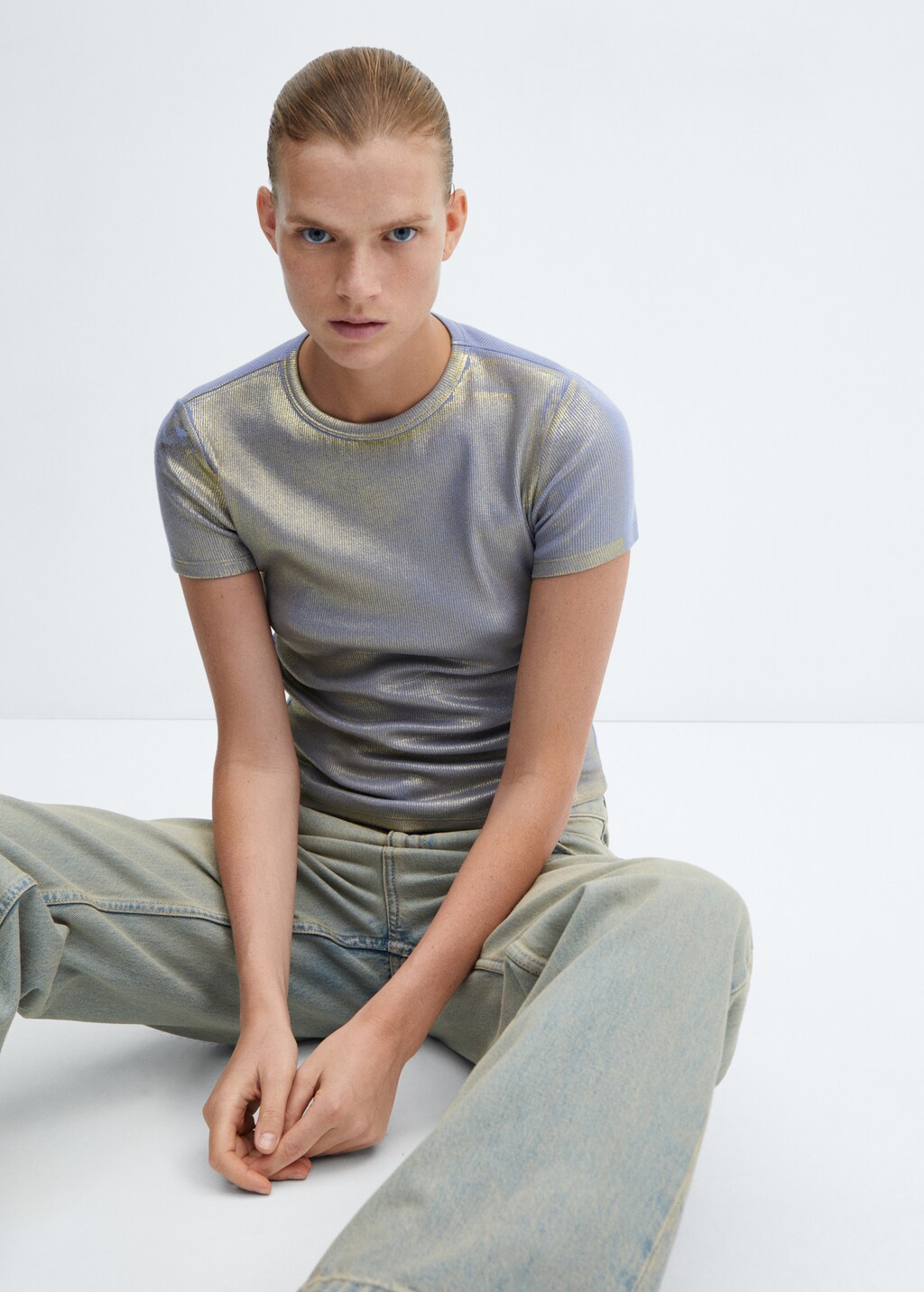 Foil short-sleeved t-shirt - Details of the article 2