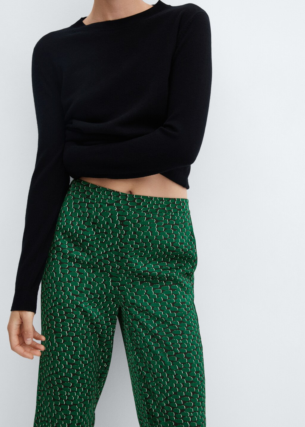 Flowy printed pants - Details of the article 6