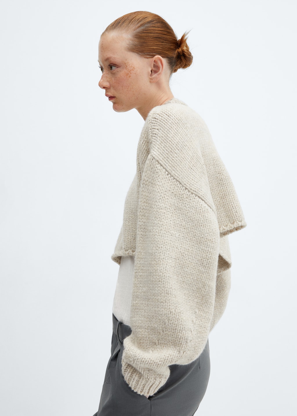 Round-neck cropped jumper - Details of the article 2