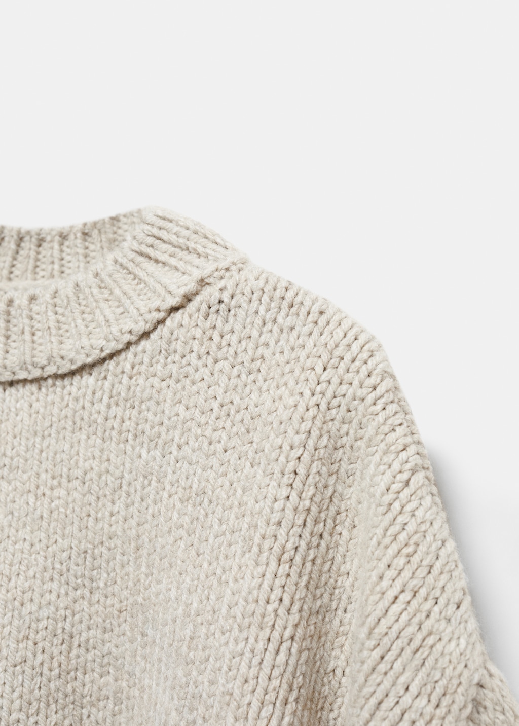 Round-neck cropped jumper - Details of the article 8