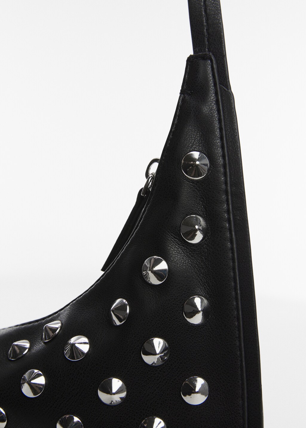 Studded shoulder bag - Details of the article 2