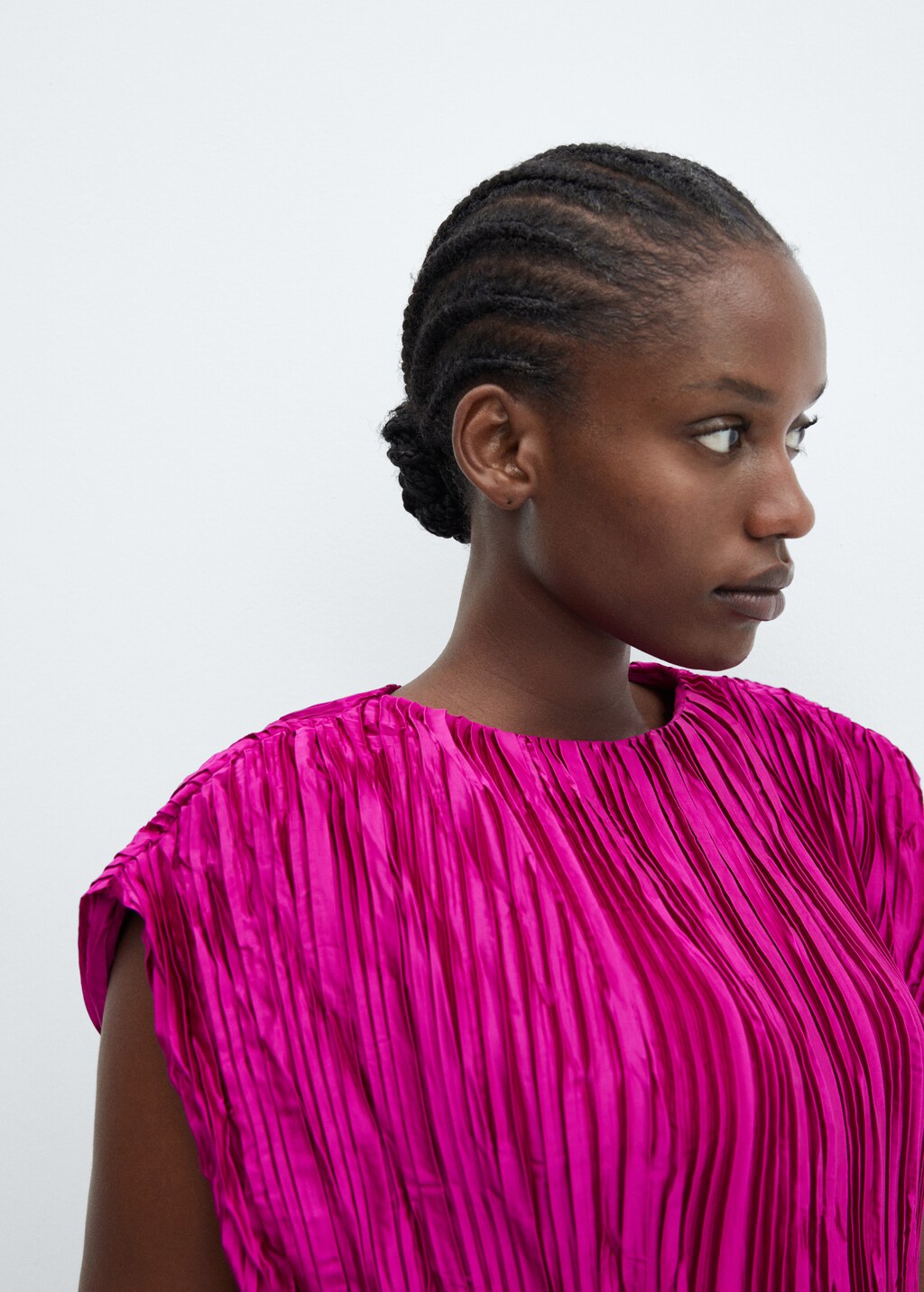 Satin pleated blouse - Details of the article 4