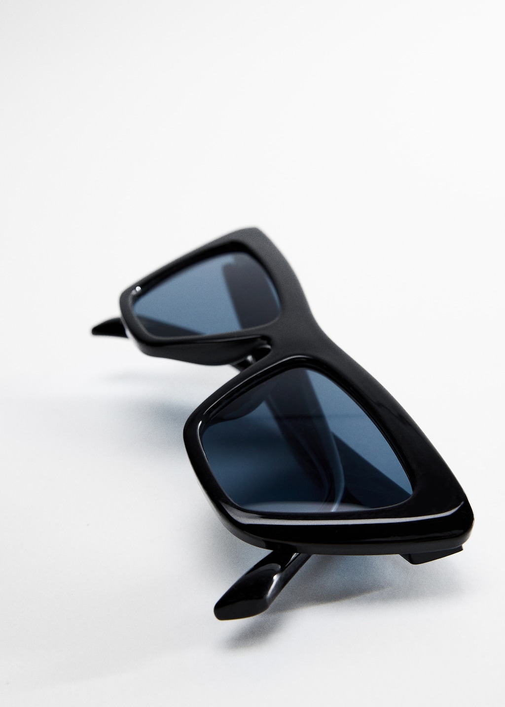 Cat-eye sunglasses - Details of the article 5