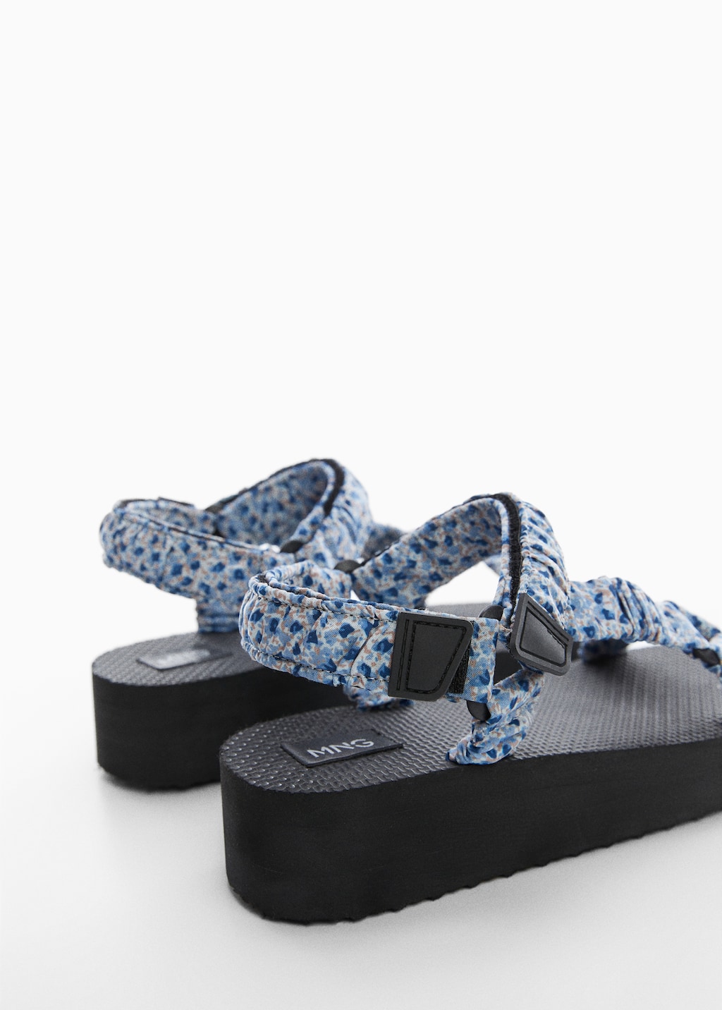 Platform strap sandals - Details of the article 1