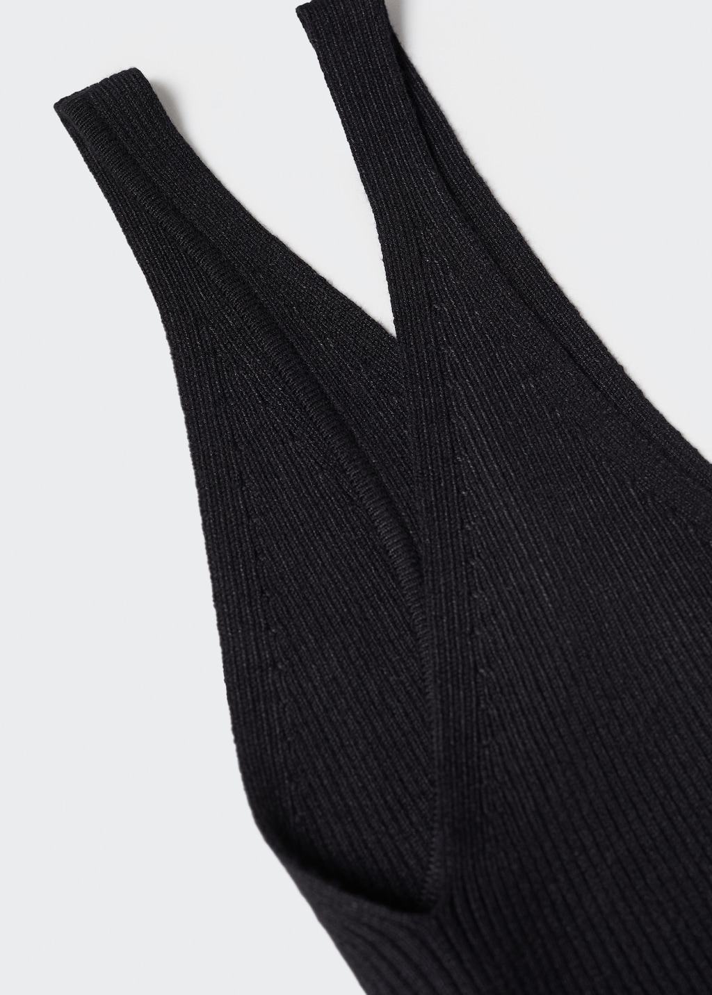 V-neck knitted top - Details of the article 8