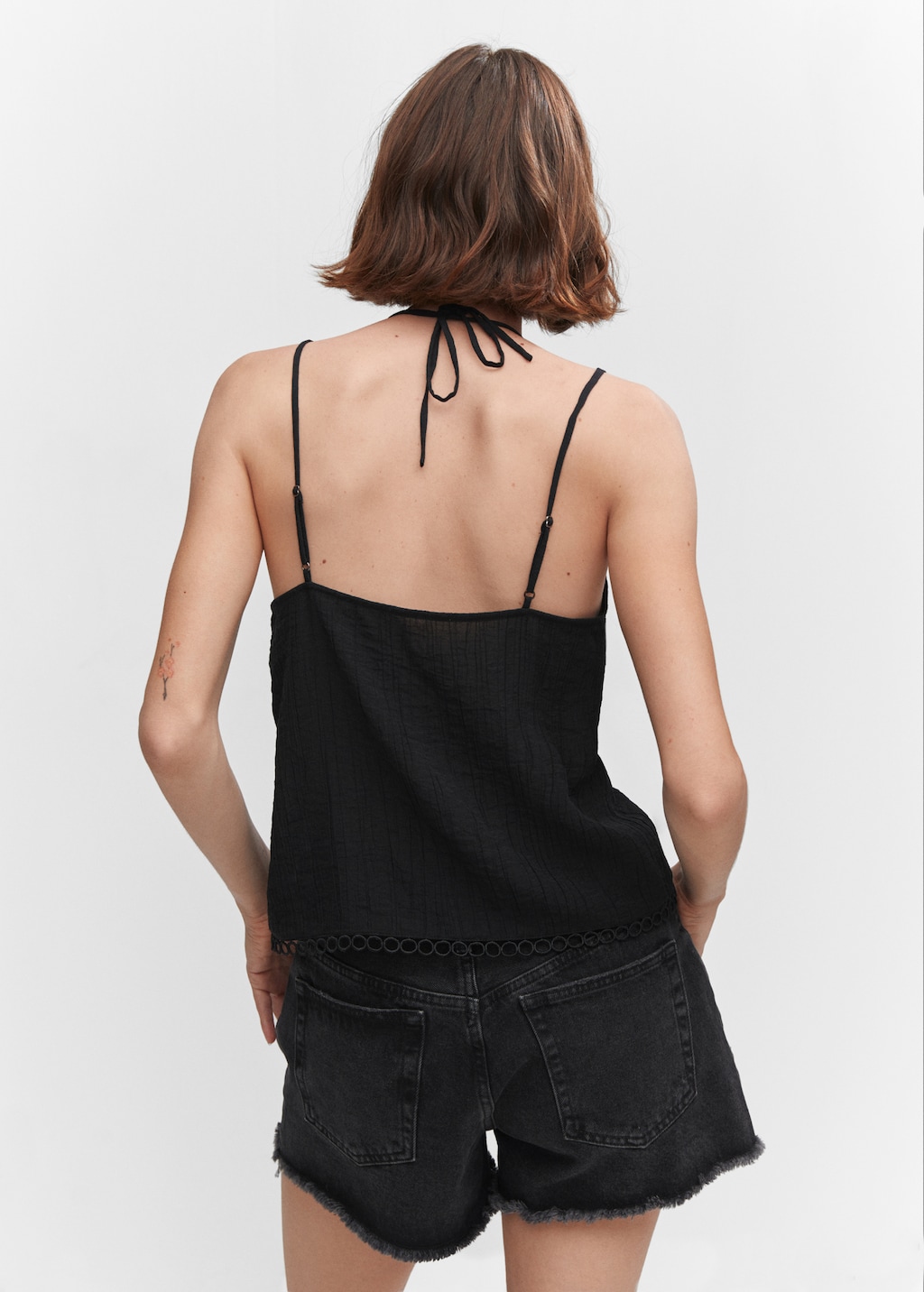 Openwork top with double straps - Reverse of the article