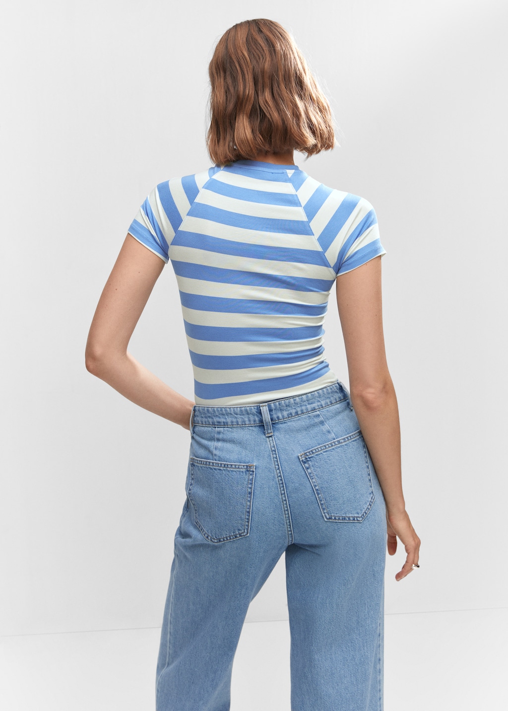 Striped print T-shirt - Reverse of the article