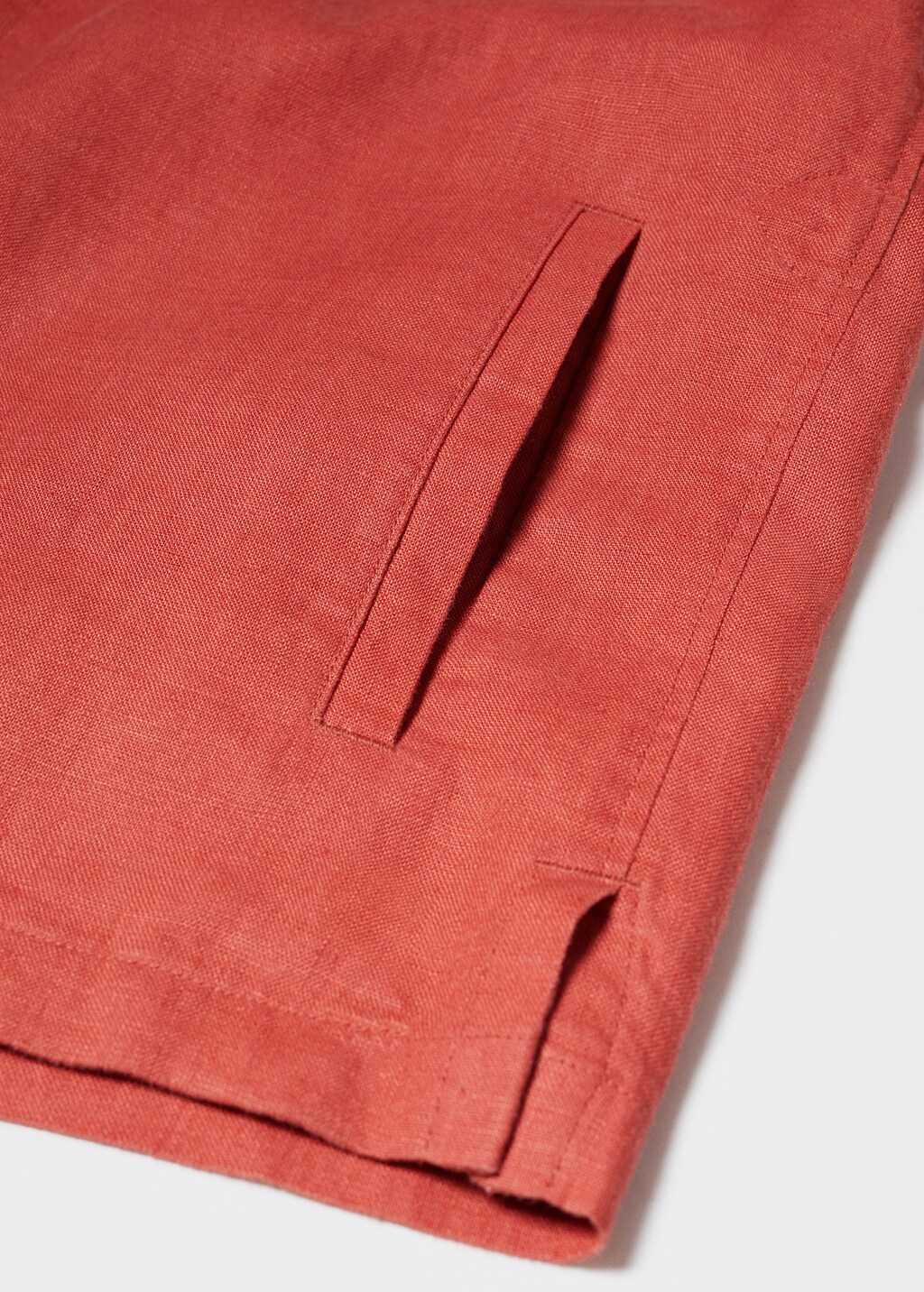 100% linen regular-fit overshirt - Details of the article 8