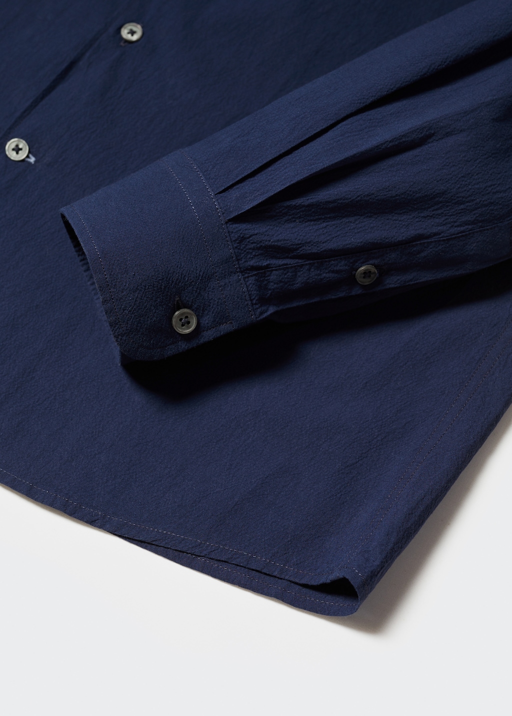 Slim-fit cotton seersucker shirt - Details of the article 8