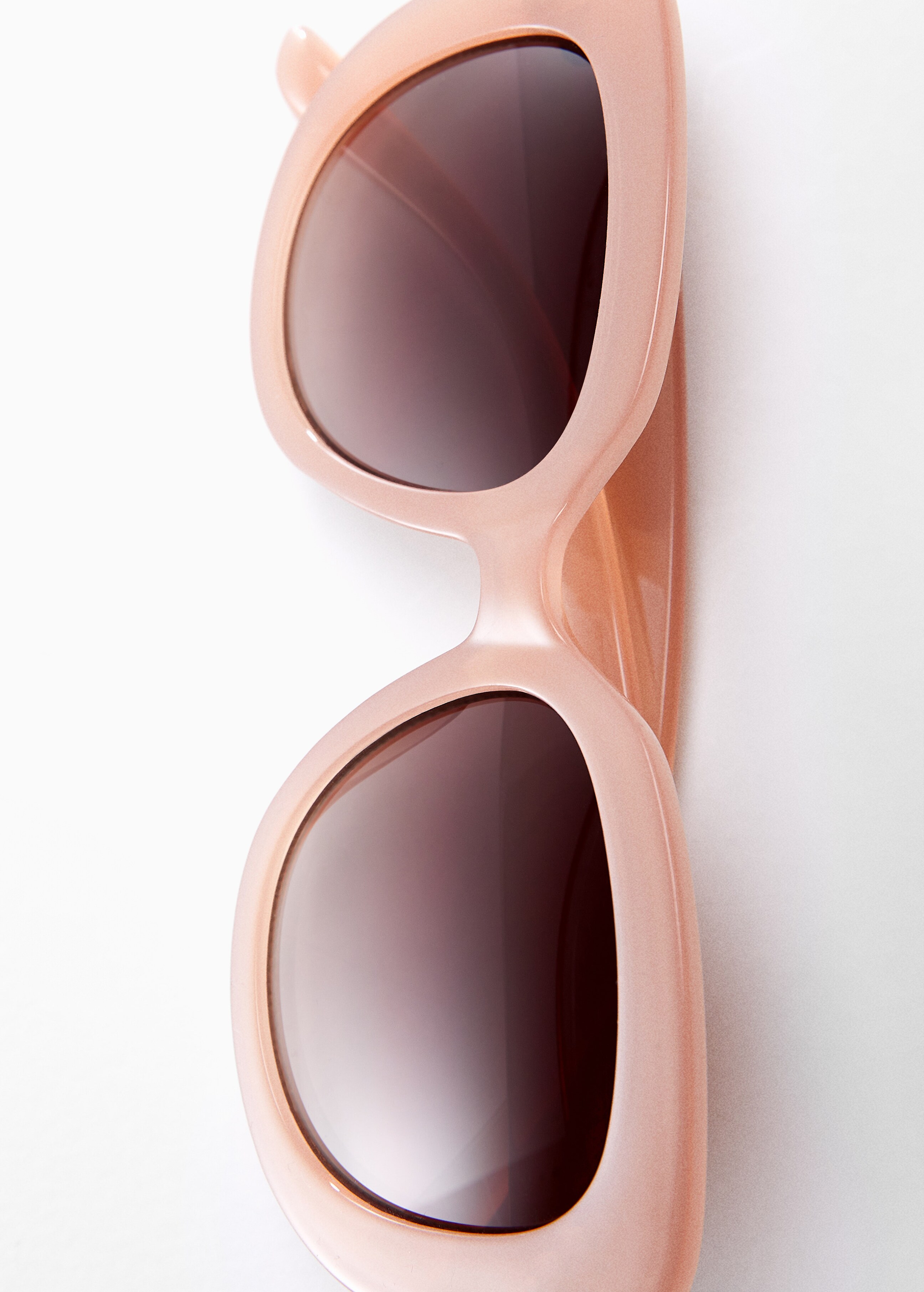 Maxi-frame sunglasses - Details of the article 5