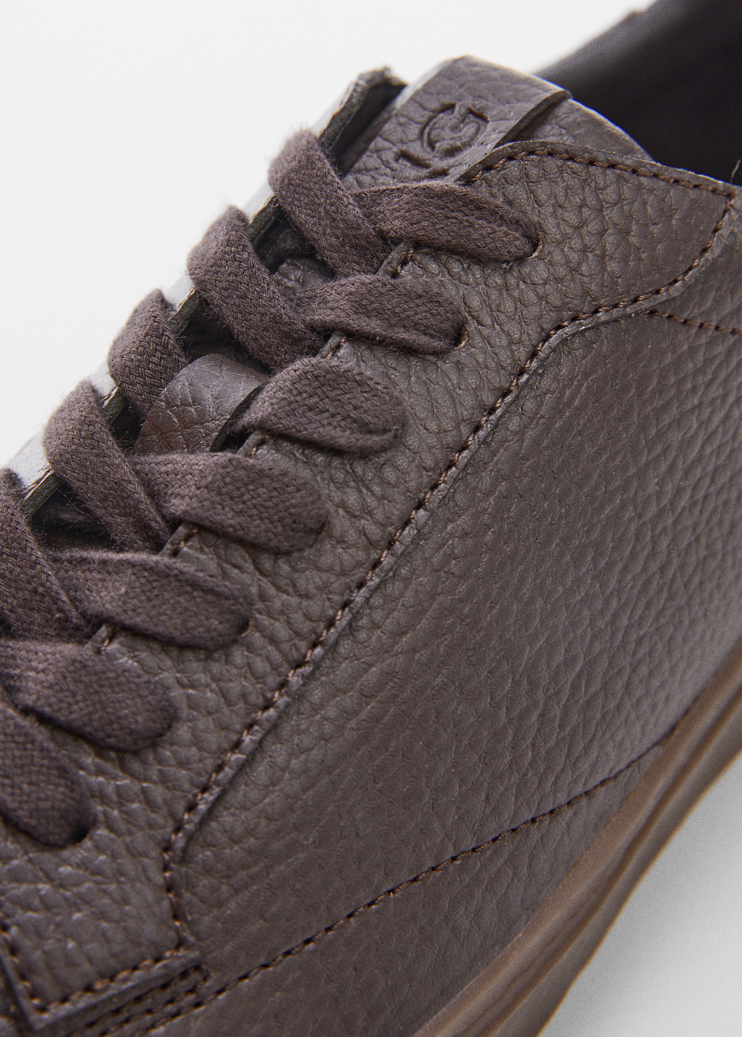 Pebbled leather sneakers - Details of the article 3