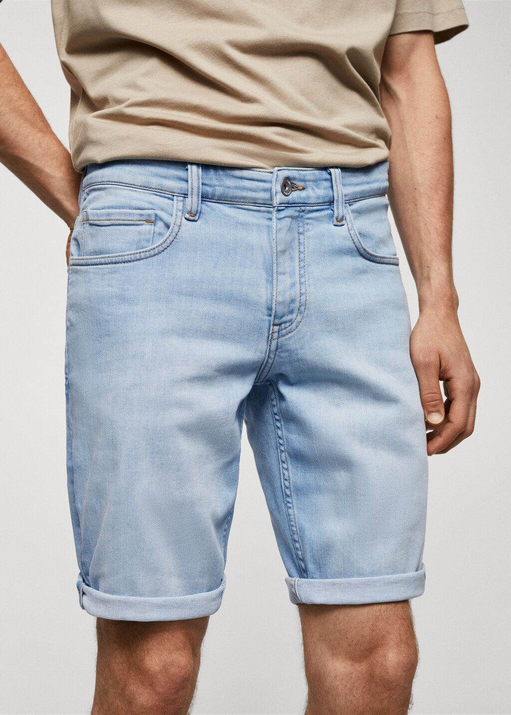 Slim-fit denim bermuda shorts - Details of the article 1