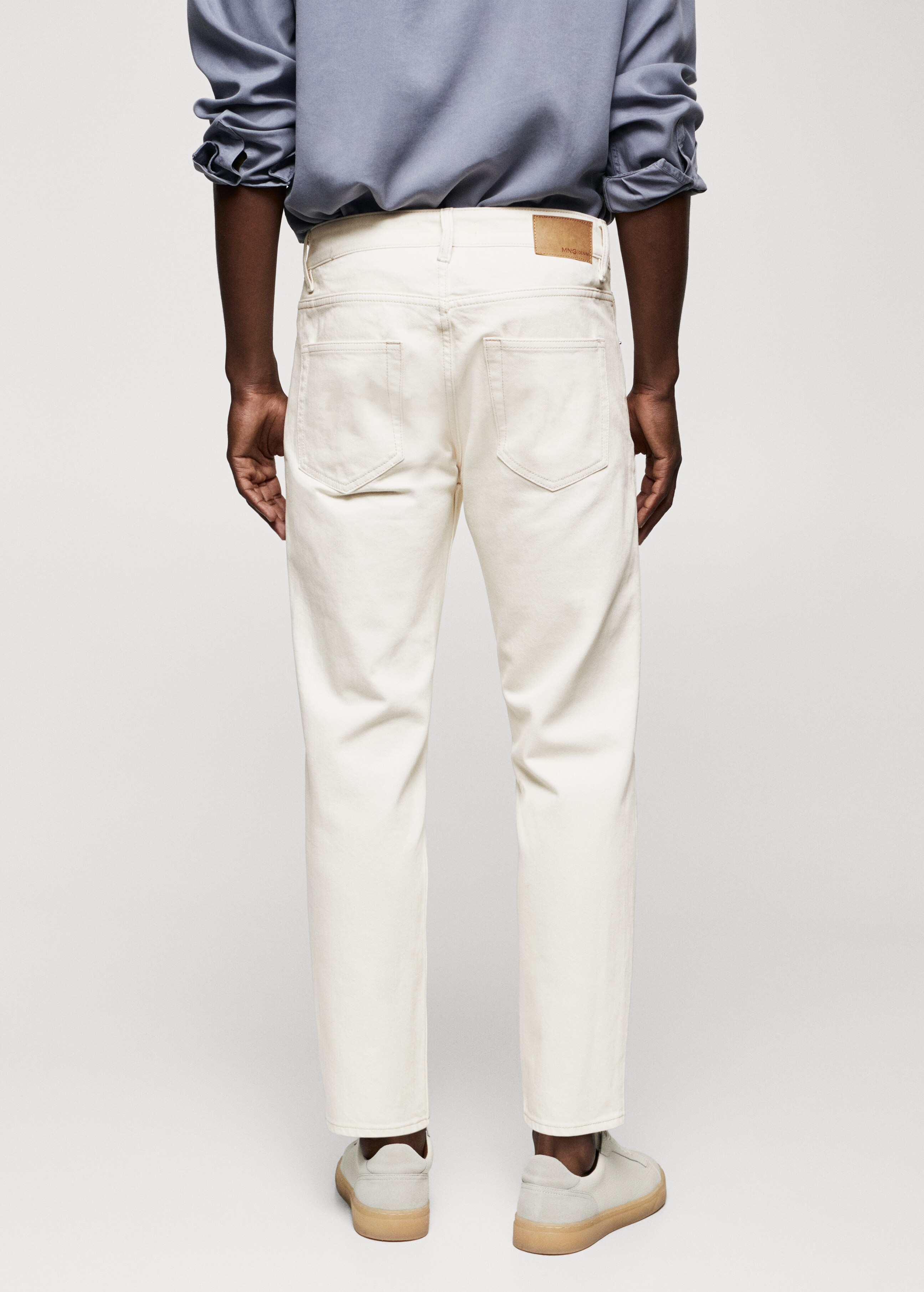 Tapered Jeans Ben in Cropped-Länge - Rückseite des Artikels