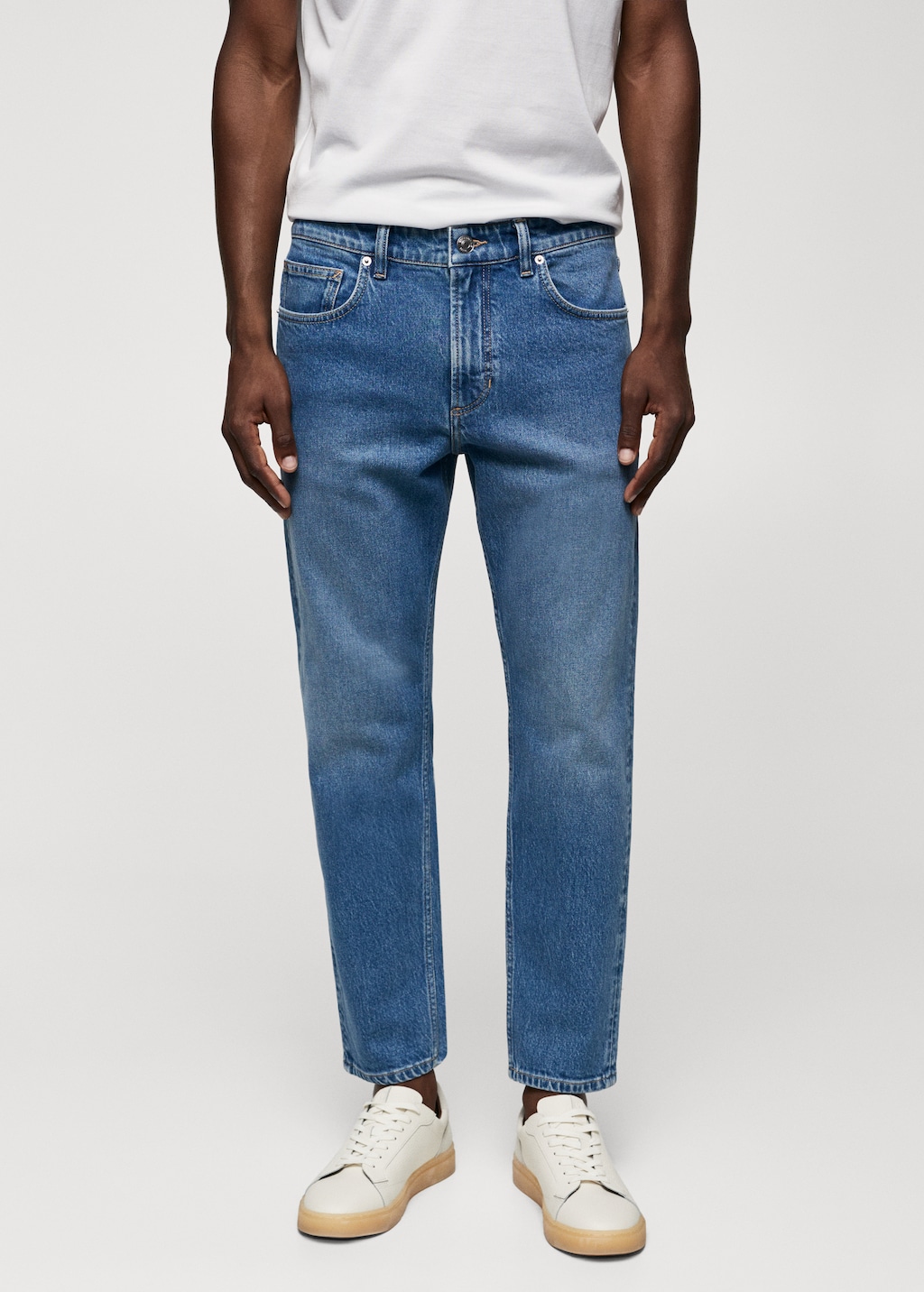 Jeans Ben tapered cropped - Halvtotal bildeutsnitt