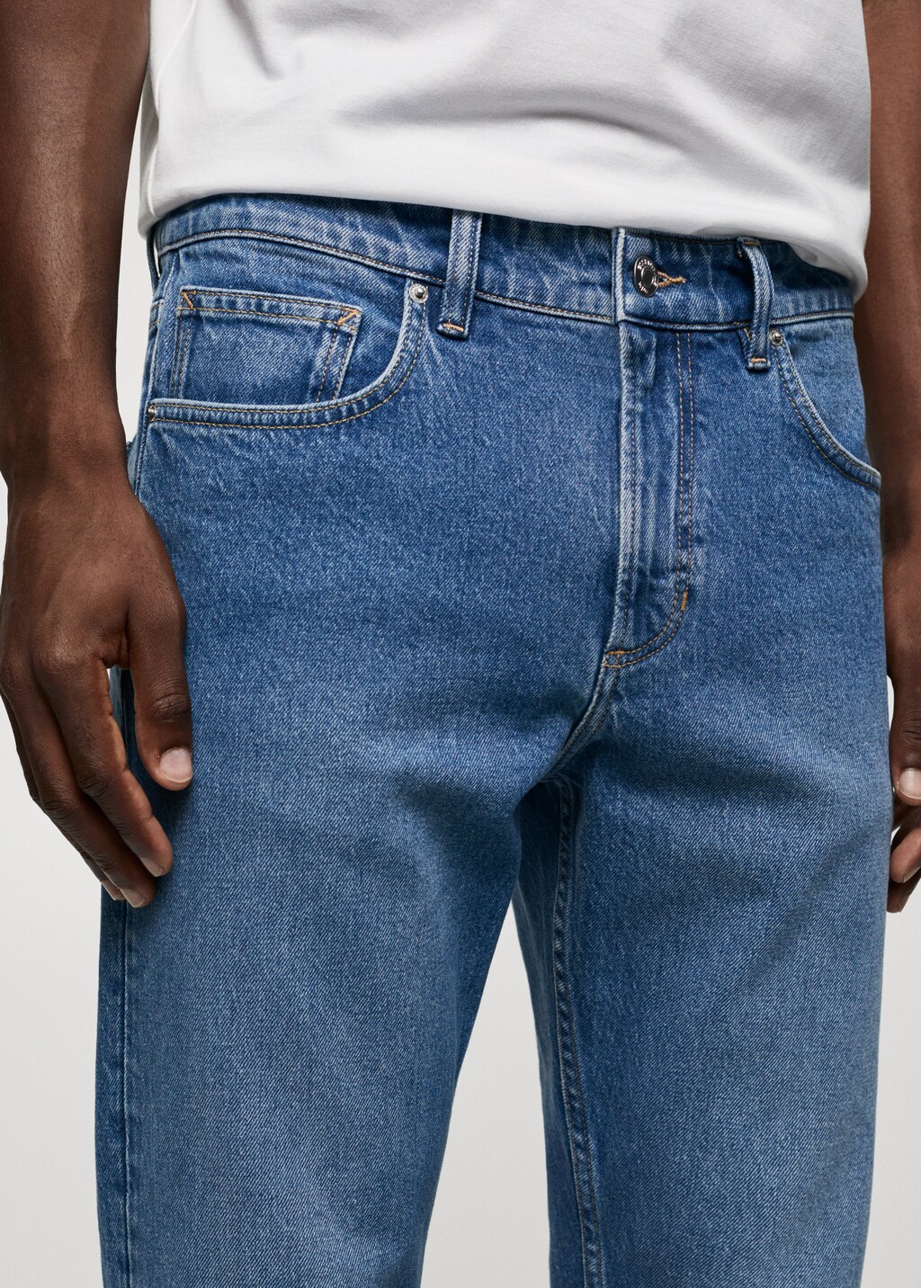 Ben tapered cropped jeans - Details of the article 1