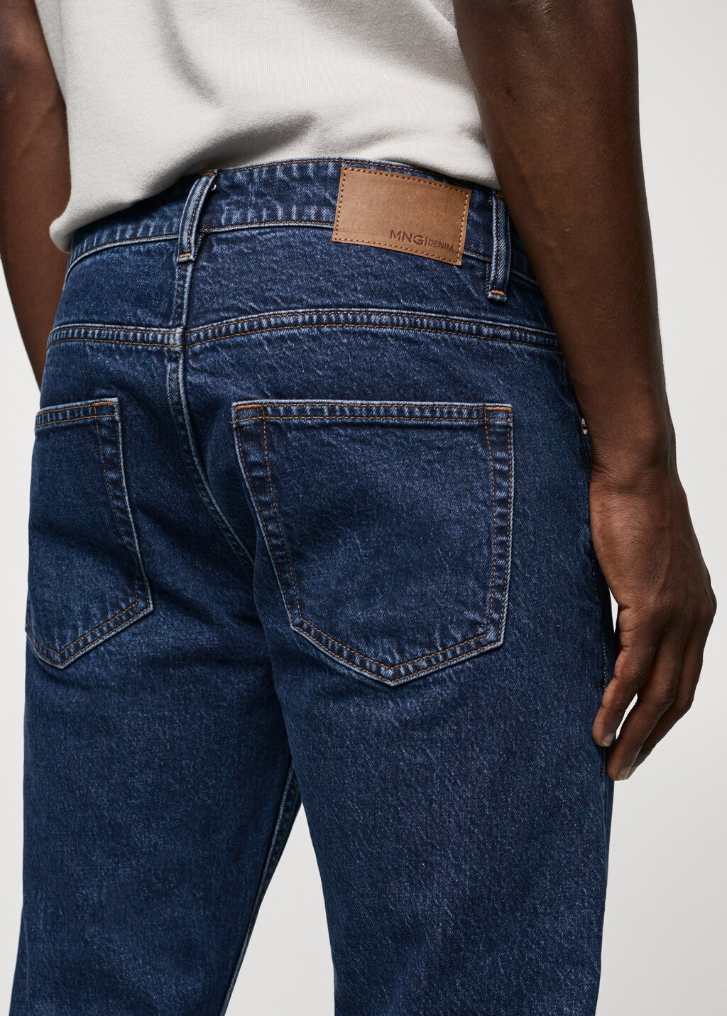 Ben tapered cropped jeans - Details of the article 4