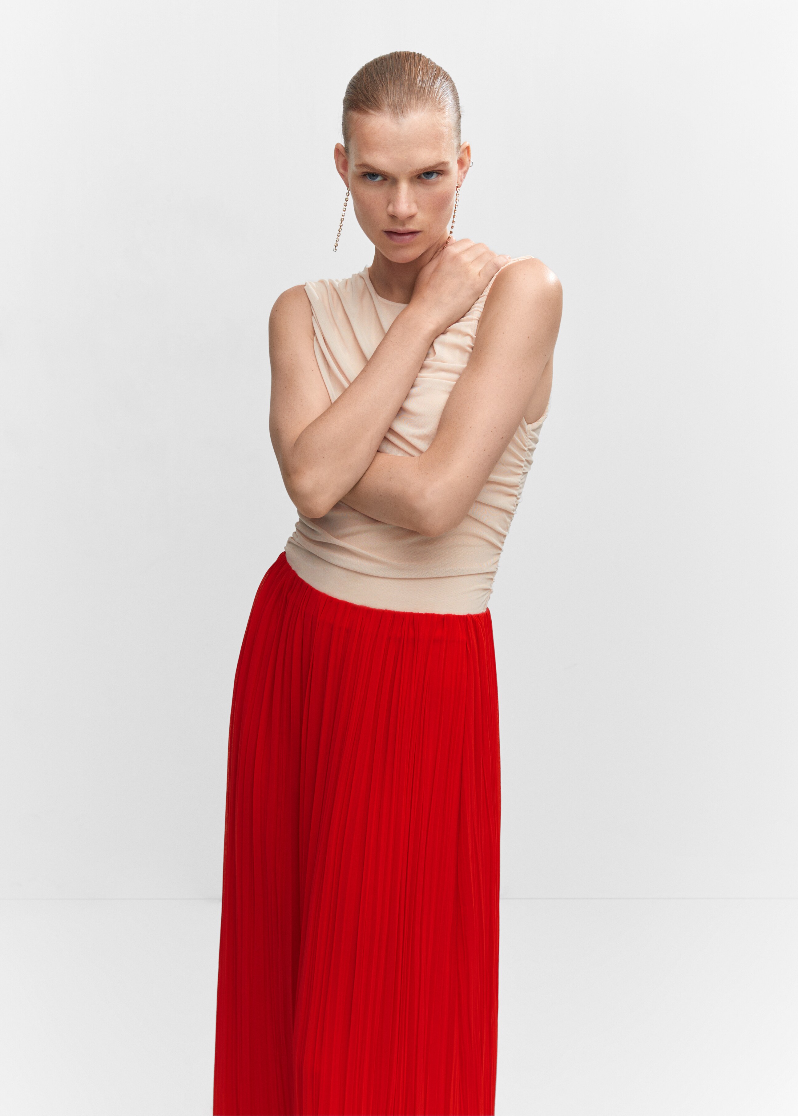 Pleated long skirt - Details of the article 1