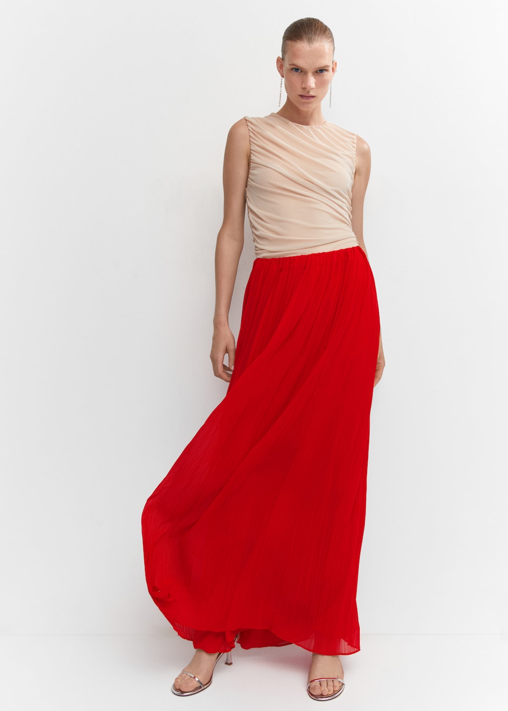 Pleated long skirt - Details of the article 4