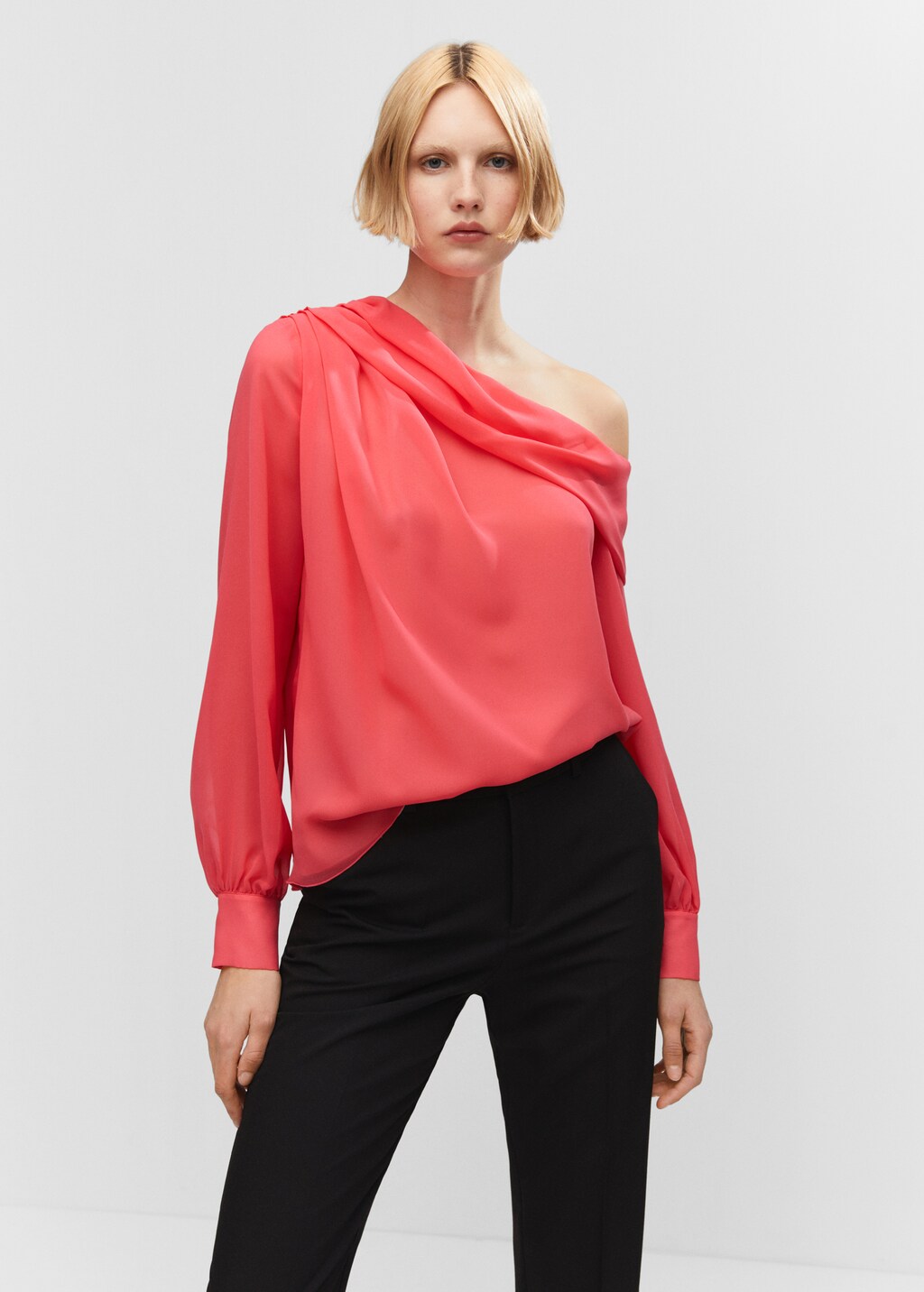 Asymmetrical oversized blouse - Medium plane