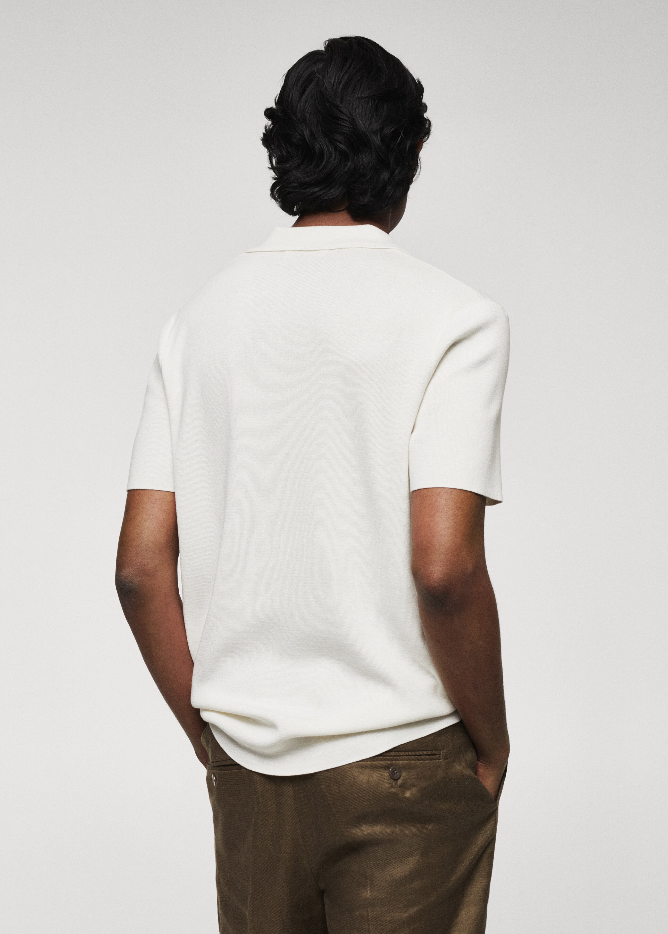 Fine-knit polo shirt - Reverse of the article