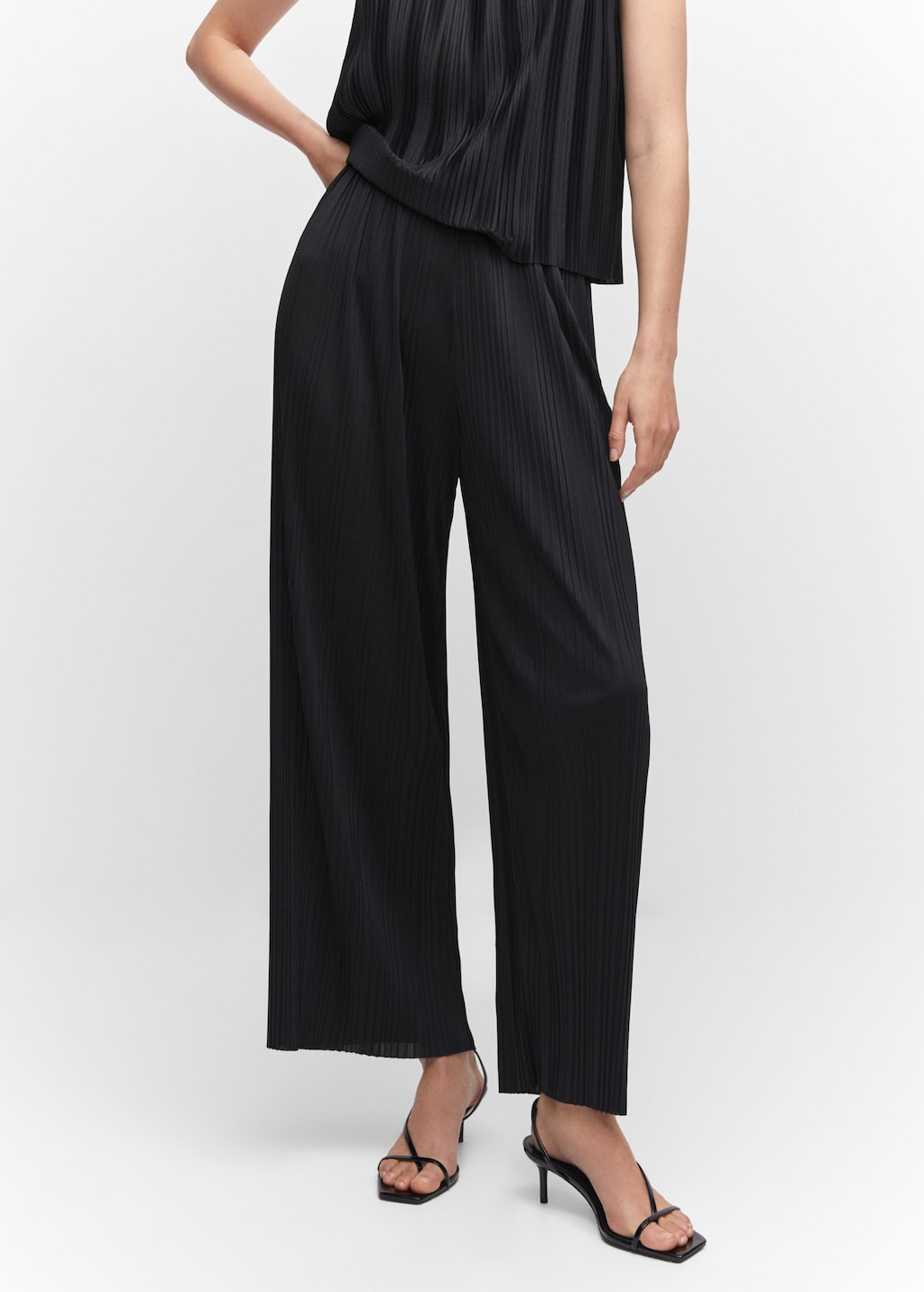 Pantalon wideleg plissé - Plan moyen