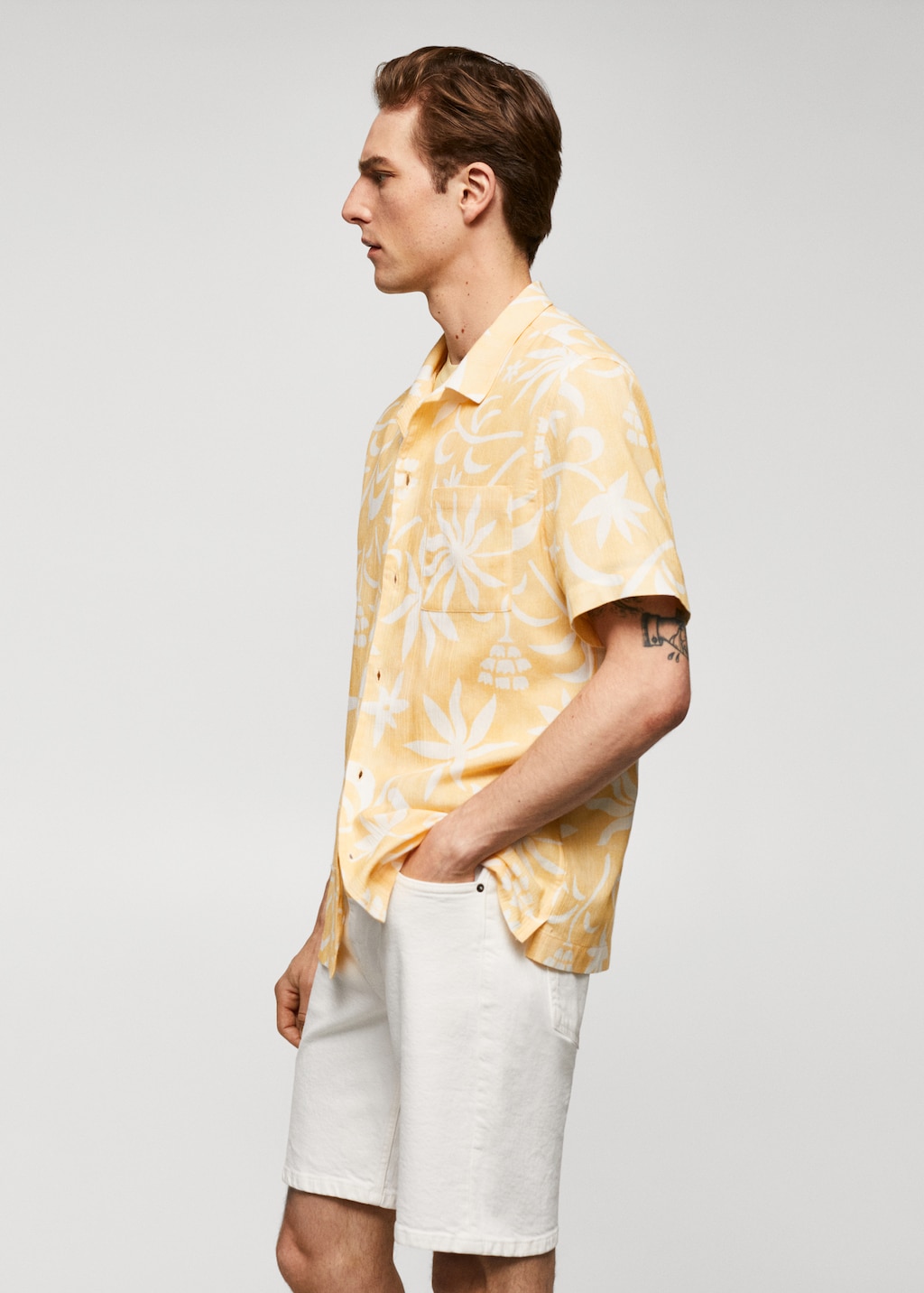 100% cotton Hawaiian-print shirt - Details of the article 2